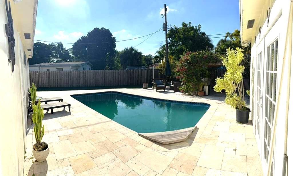 Photo 14 of home located at 1313 NW 58th Ave, Margate FL