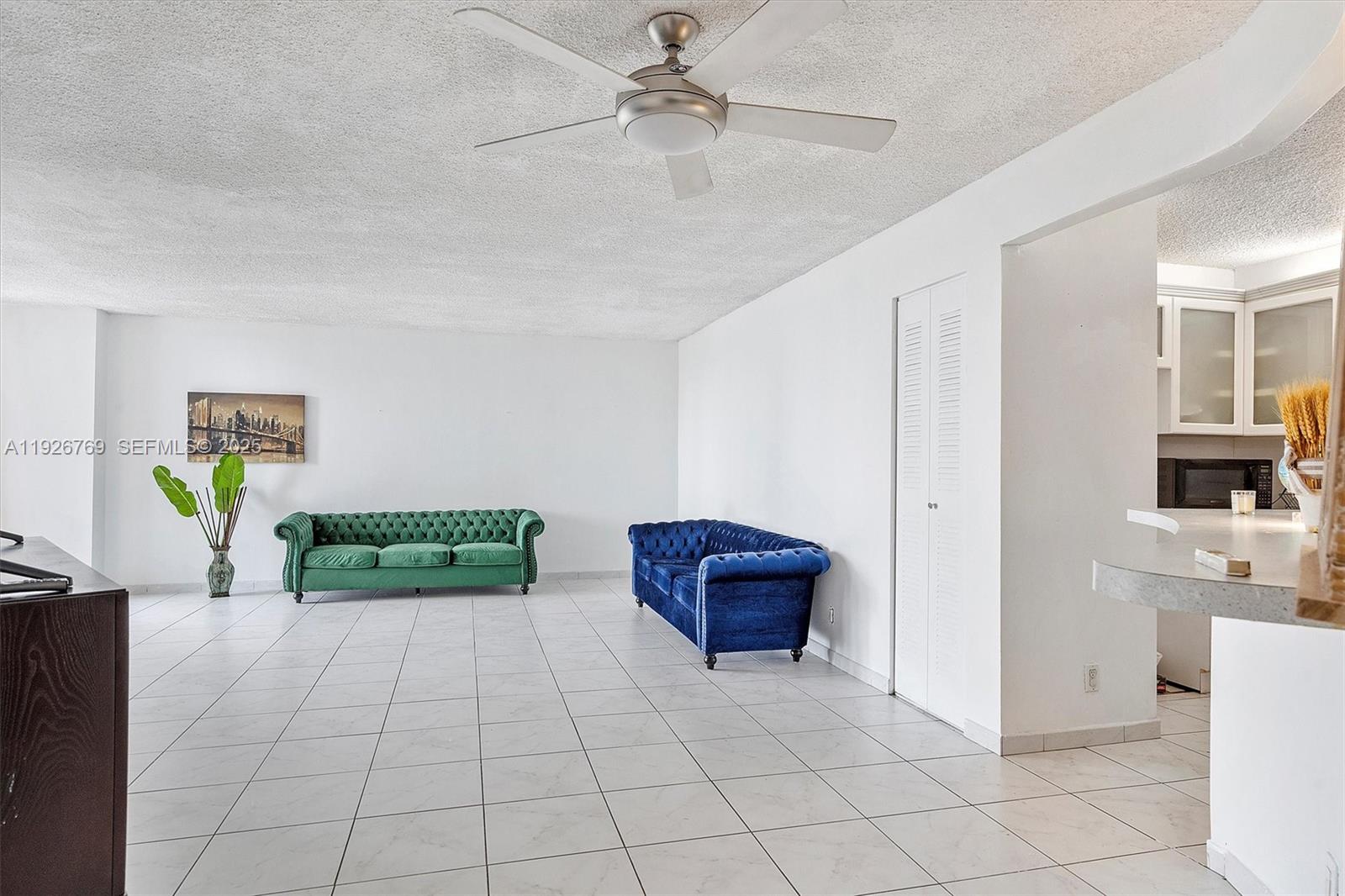 Homes for sale in Hallandale Beach, FL | 600 Parkview Dr #611, Hallandale Beach, FL 33009 | MLS# A11926769