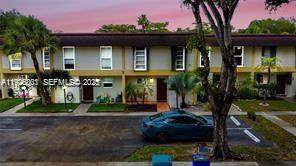 Hollywood Gardens Condomi