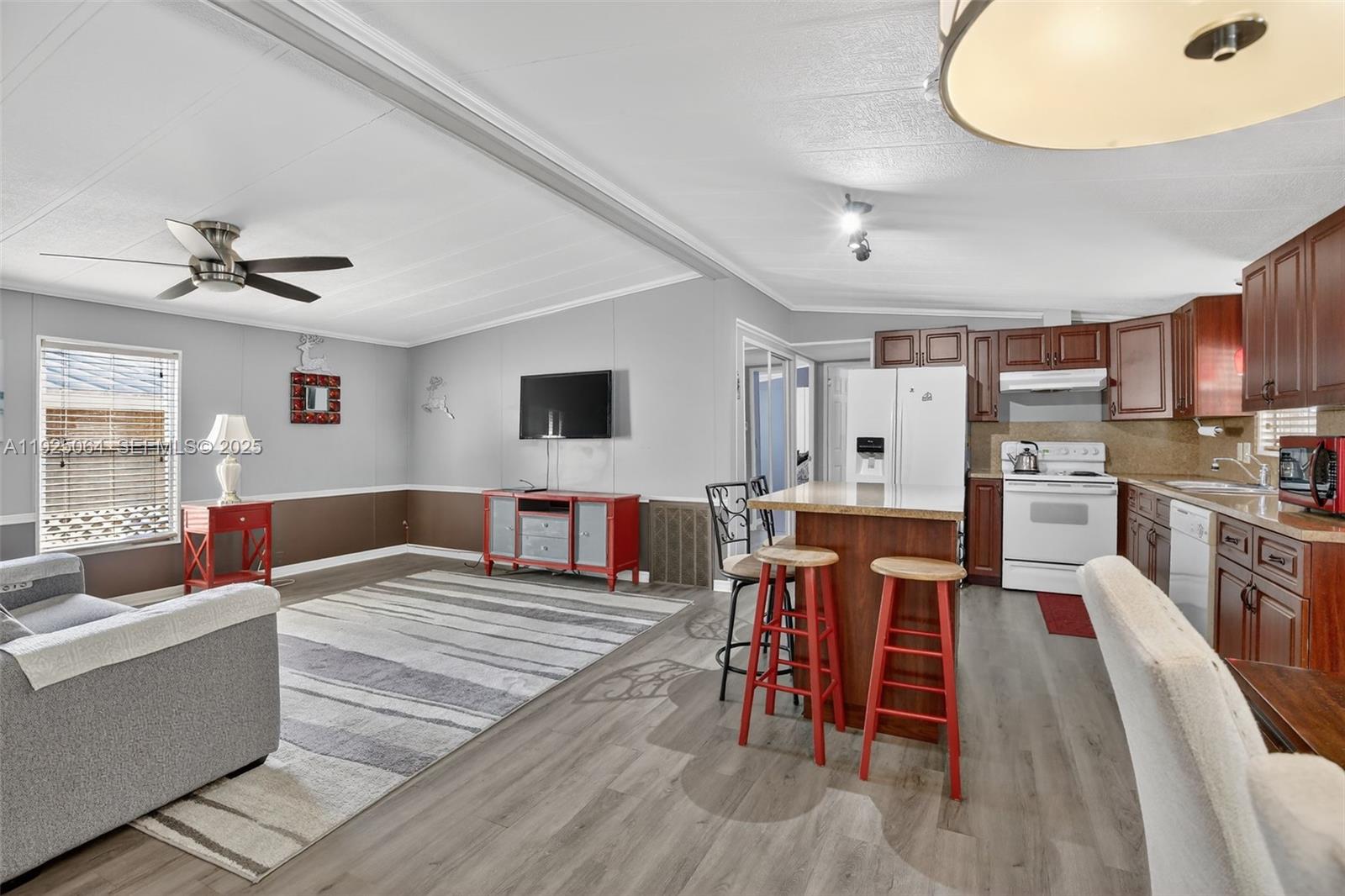 Homes for sale in Dania Beach, FL | 3024 Sw 52nd St, Dania Beach, FL 33312 | MLS# A11925064