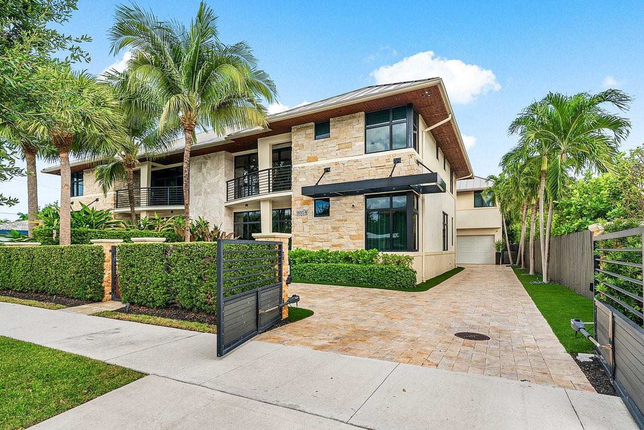 Homes for sale in Fort Lauderdale, FL | 1850 Ne 26Th Ave #B, Fort Lauderdale, FL 33305 | MLS# F10540102