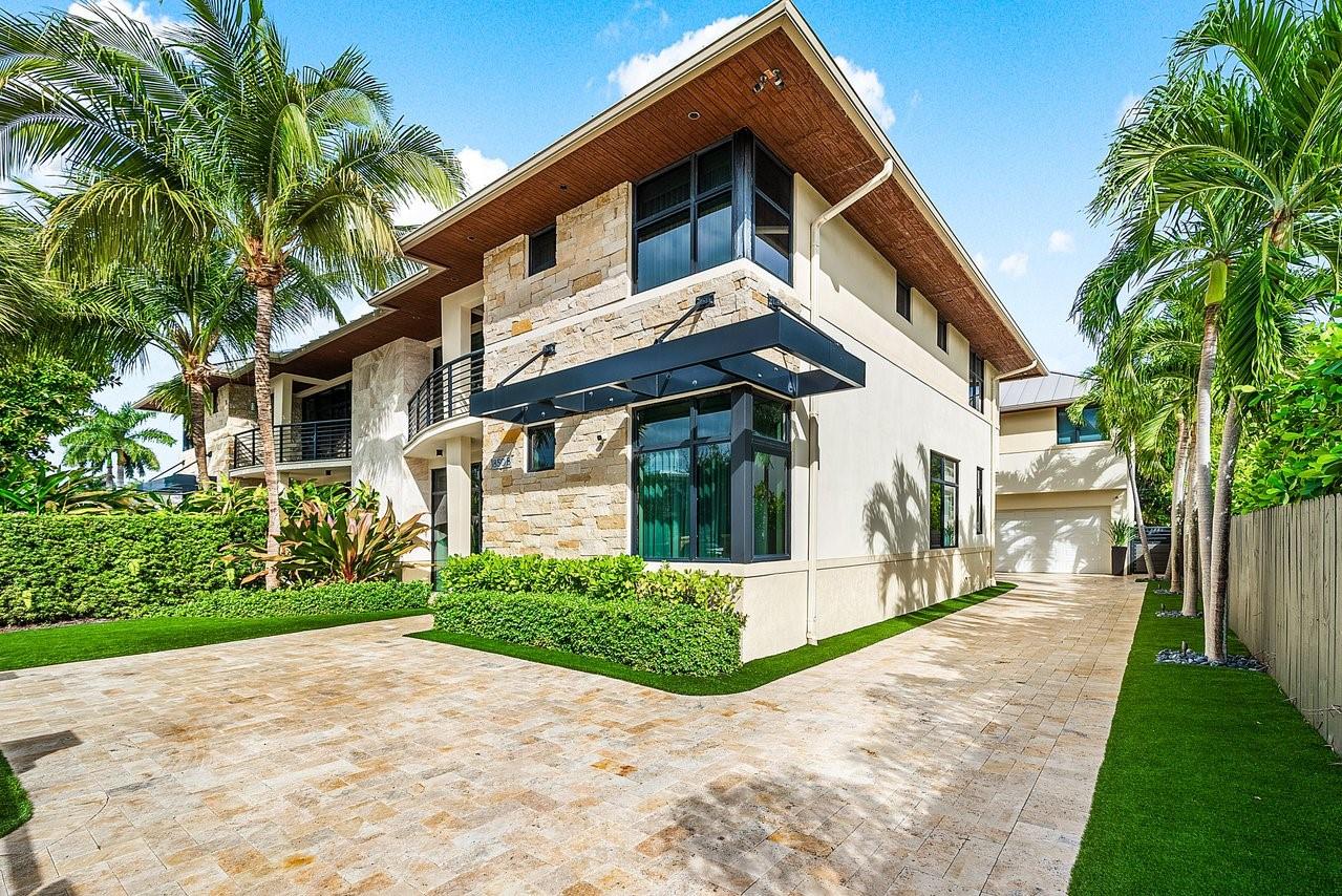 Homes for sale in Fort Lauderdale, FL | 1850 Ne 26Th Ave #B, Fort Lauderdale, FL 33305 | MLS# F10540102