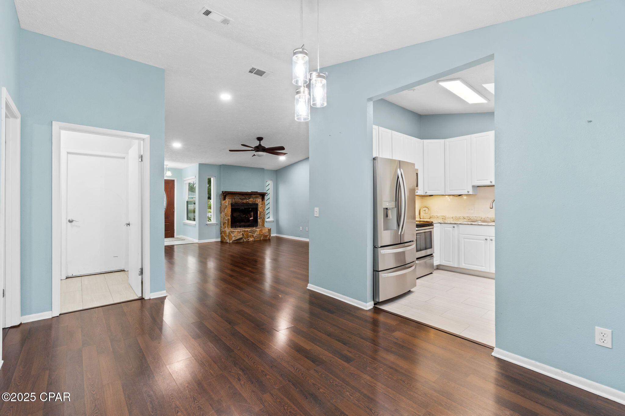 Image 12 For 323 Prudence Lane