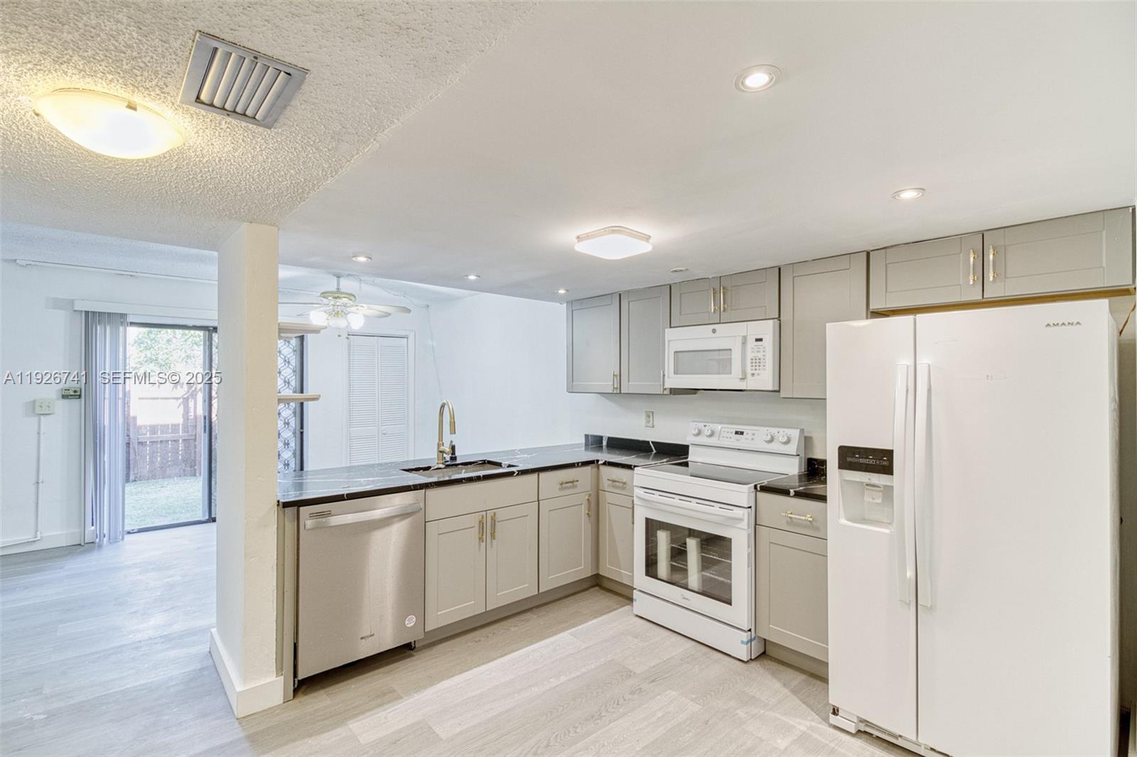 Additional living spaces at 5209 40th Ave - Townhouse in Dania Beach