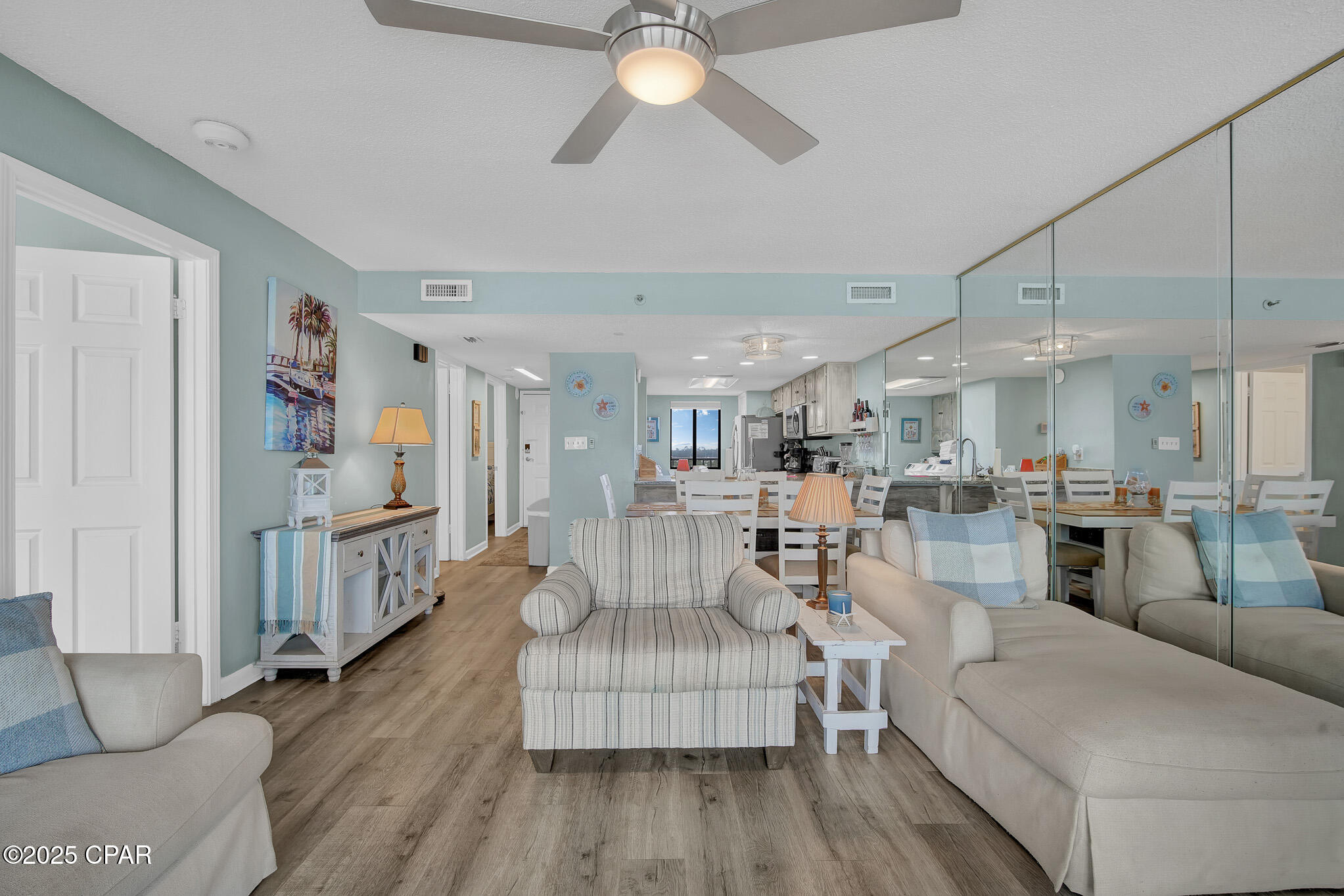 Image 23 For 4715 Thomas Drive 506d