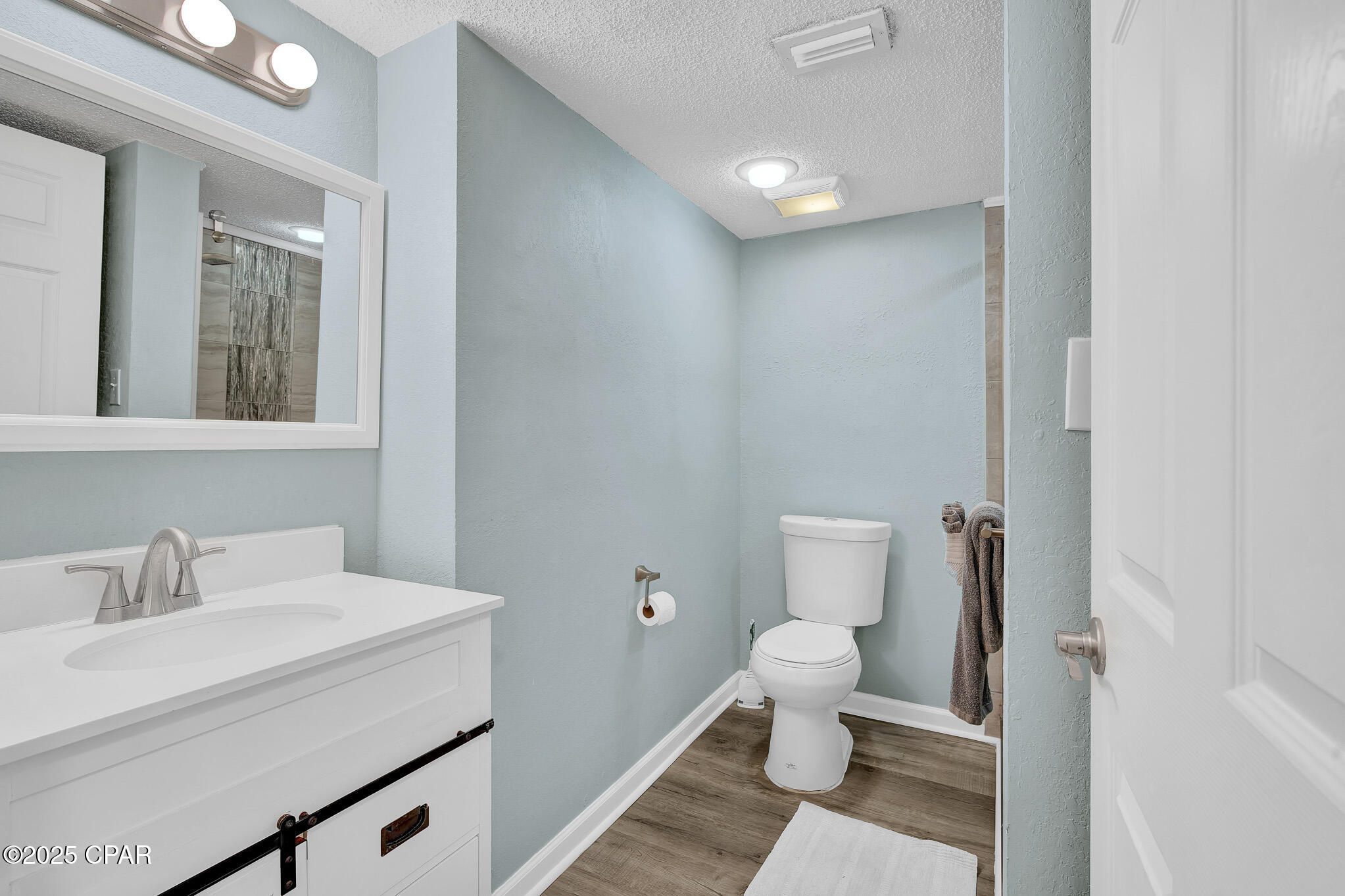 Image 28 For 4715 Thomas Drive 506d