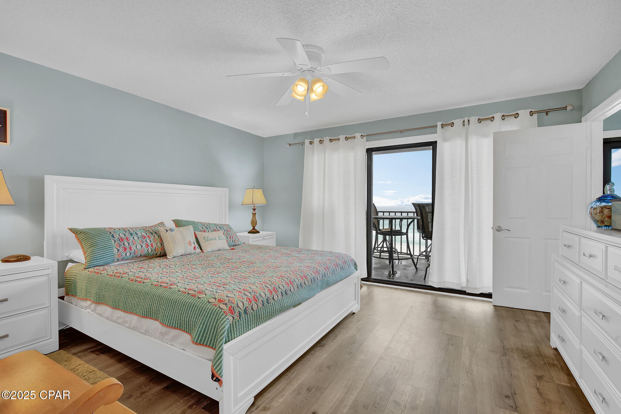 Image 30 For 4715 Thomas Drive 506d