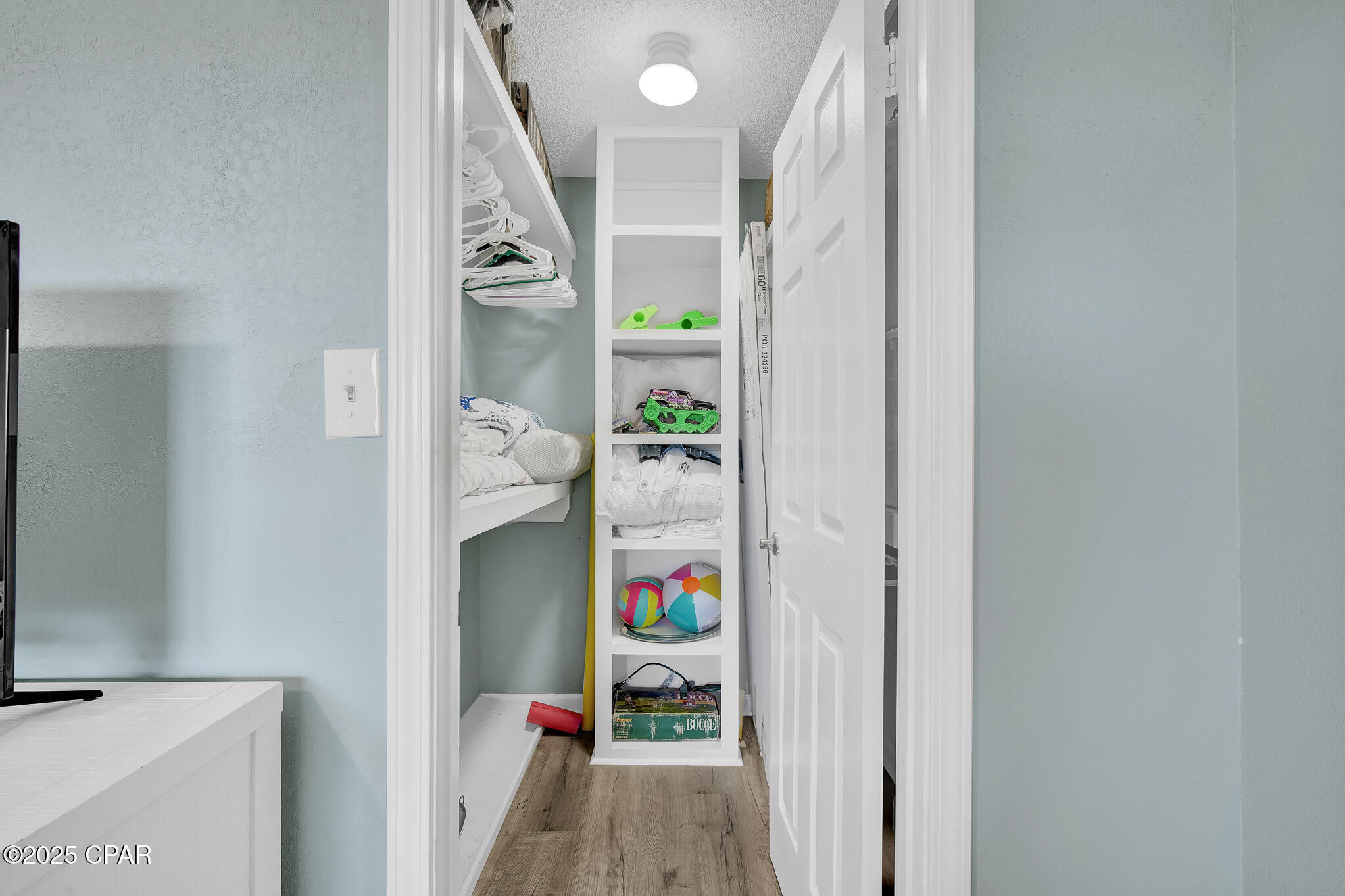 Image 5 For 4715 Thomas Drive 506d