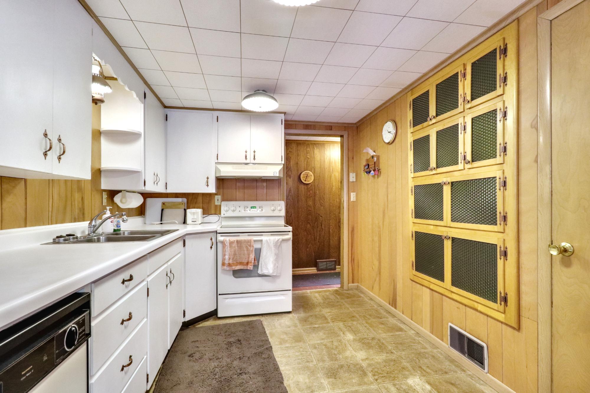 Found Lake Property 7677 Seeley Ln Photo 14