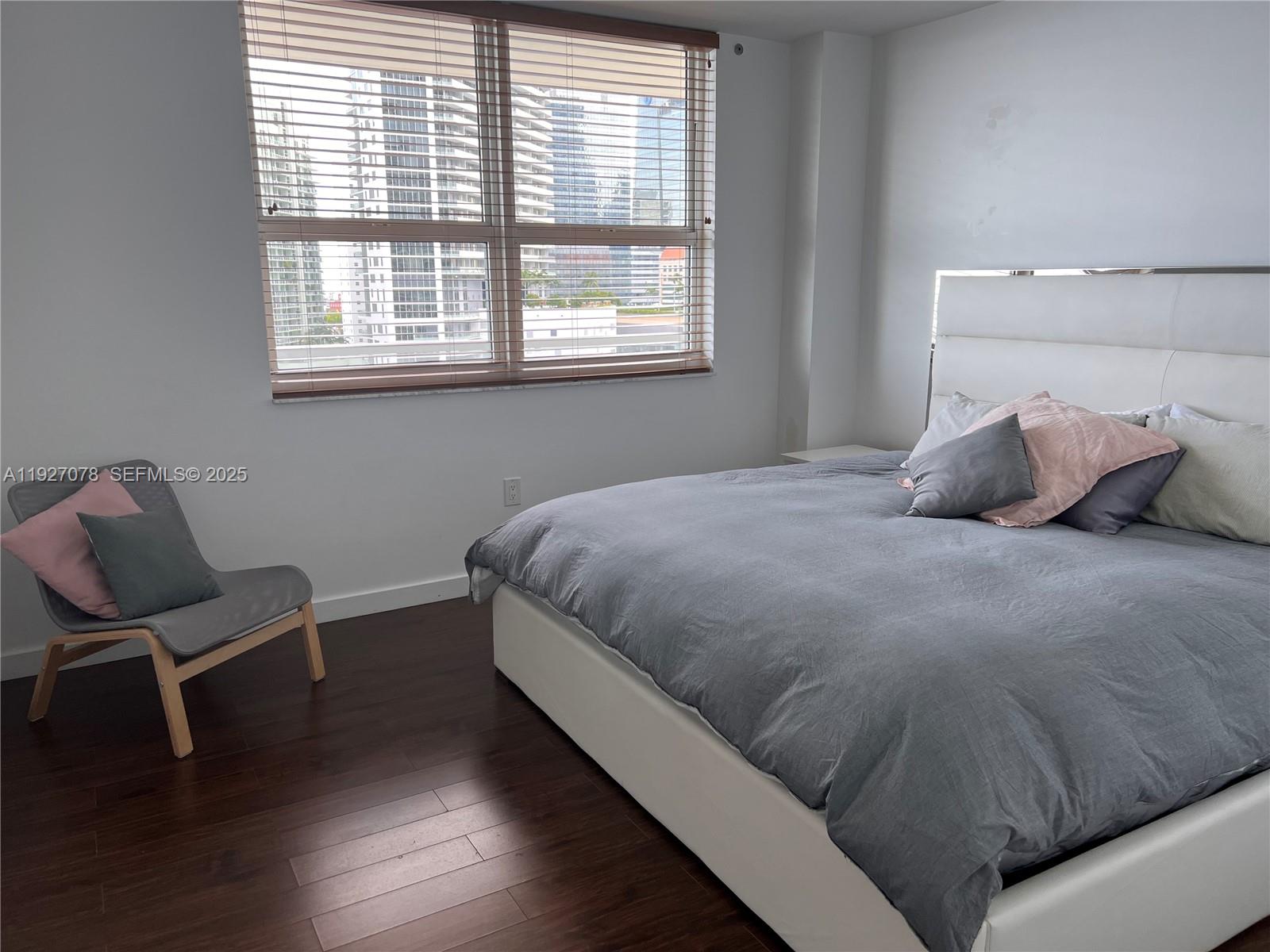 Condo for Rent in Miami, FL