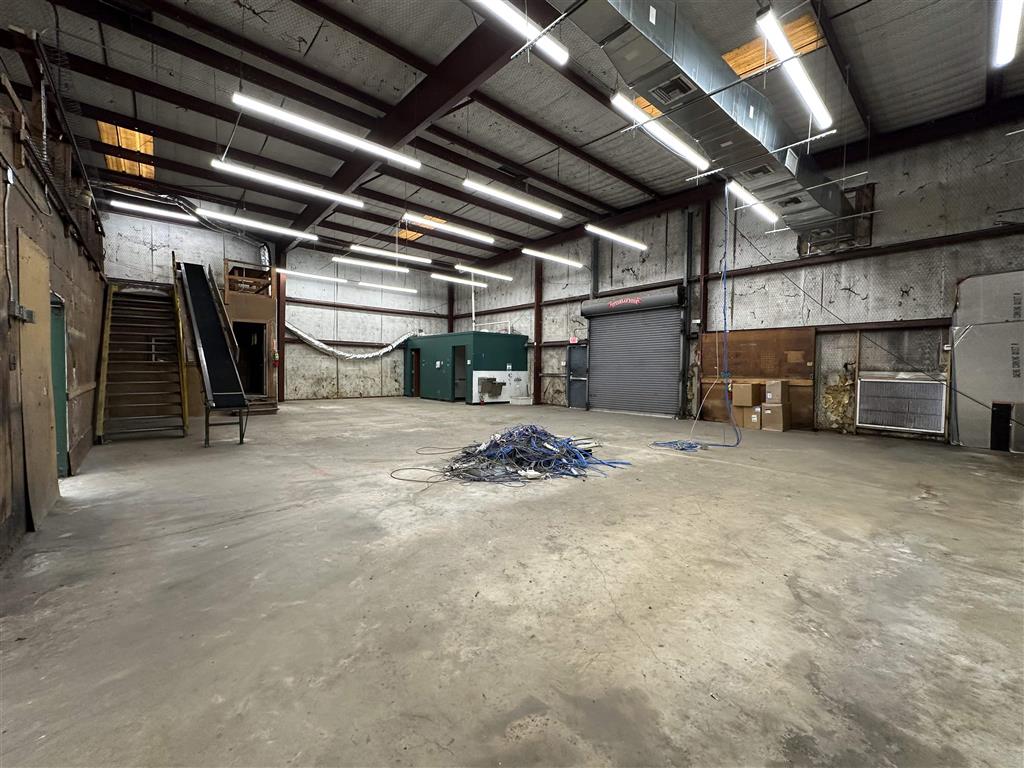 2118 E Napoleon Street — photo 4