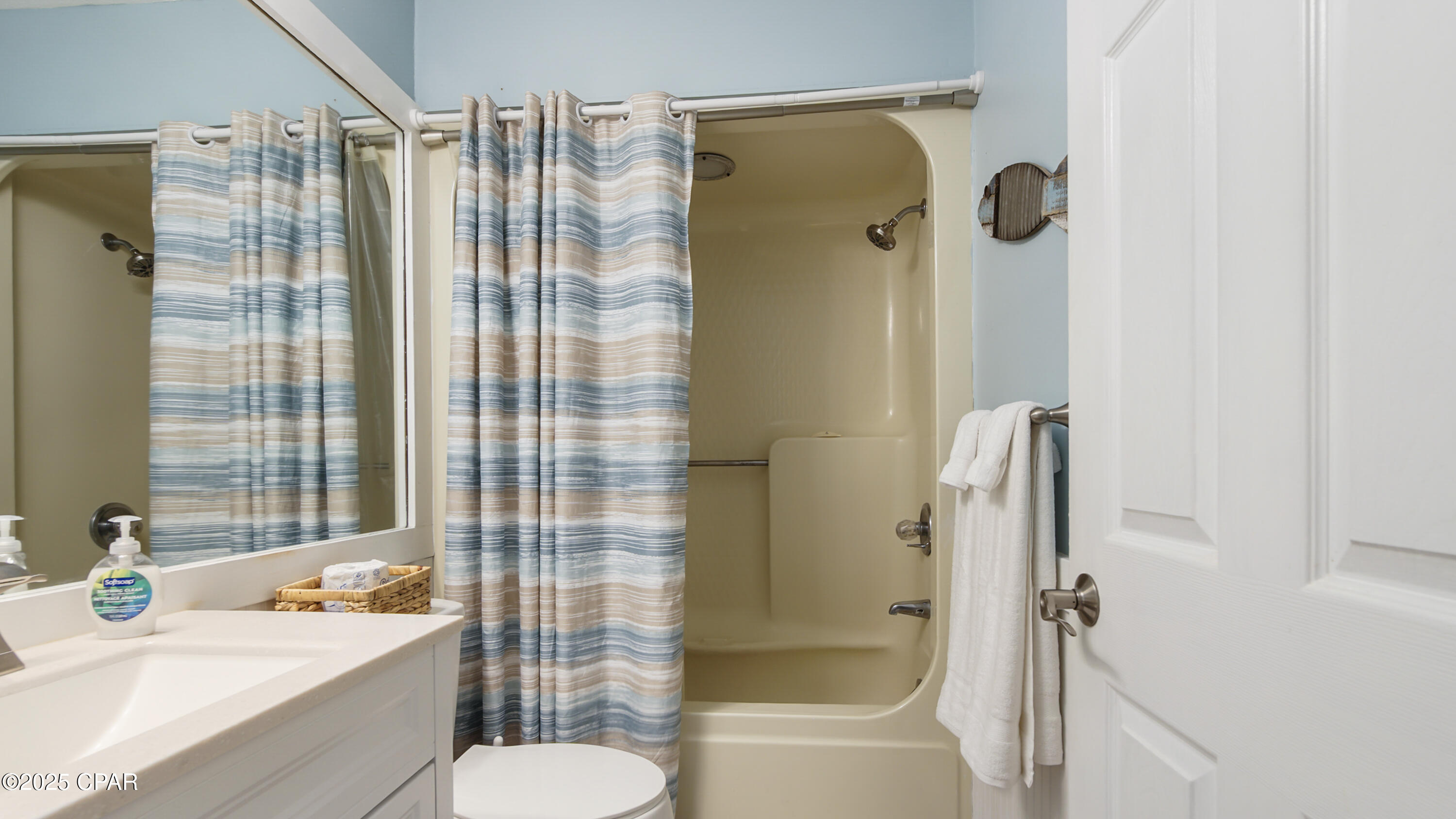 Image 11 For 8730 Thomas Drive 102