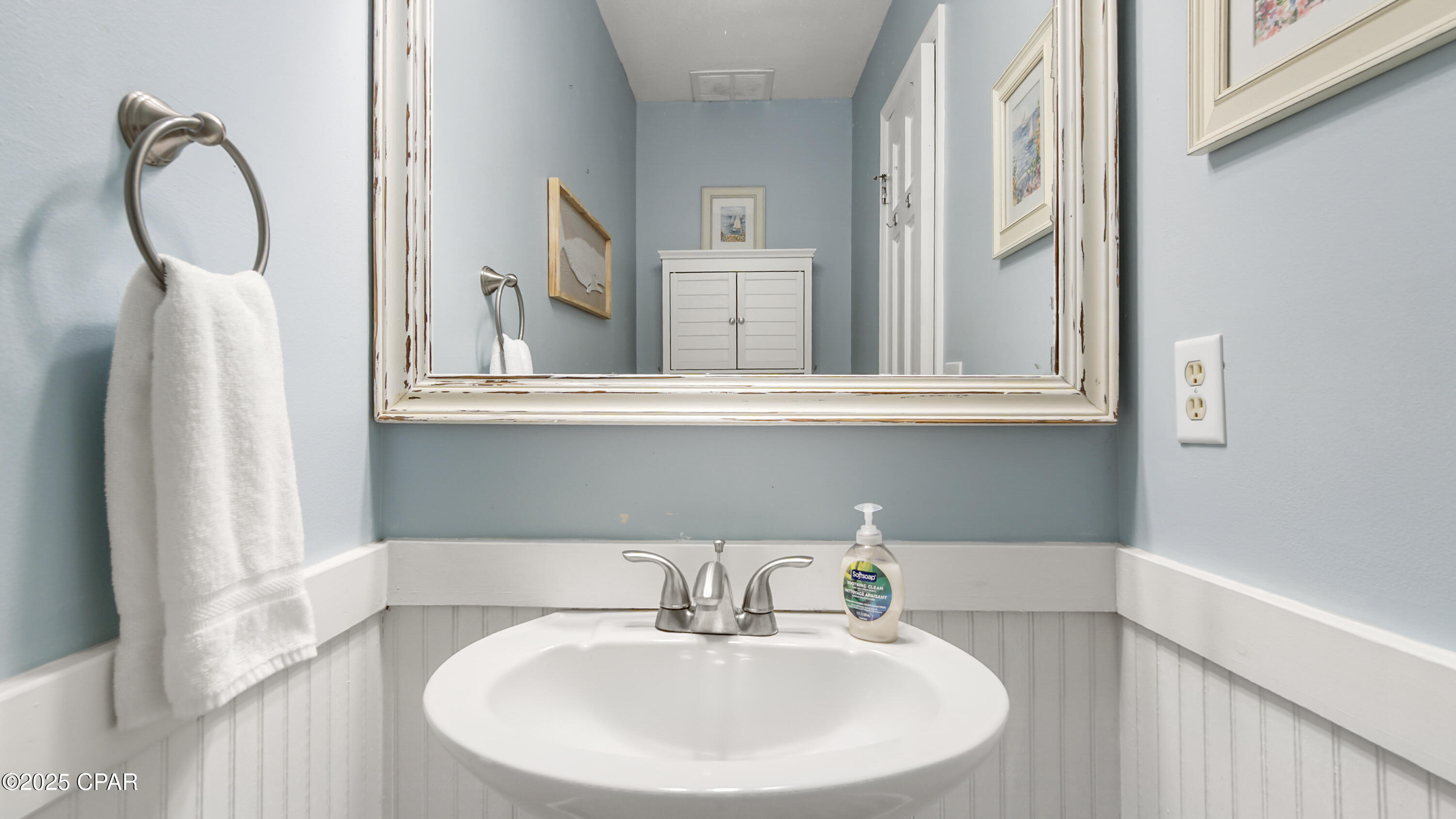 Image 13 For 8730 Thomas Drive 102