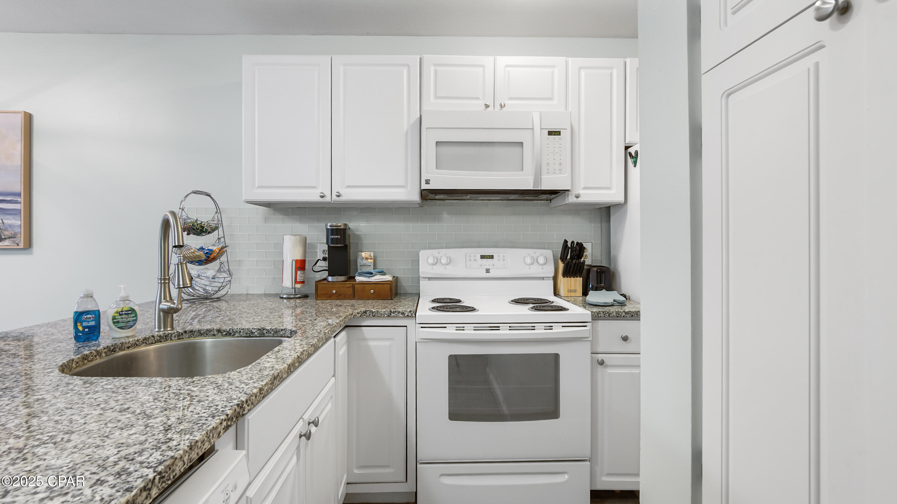 Image 16 For 8730 Thomas Drive 102