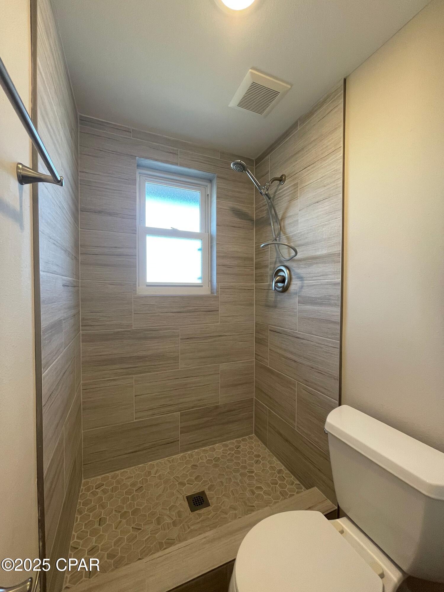 Image 15 For 2636 40th Plaza