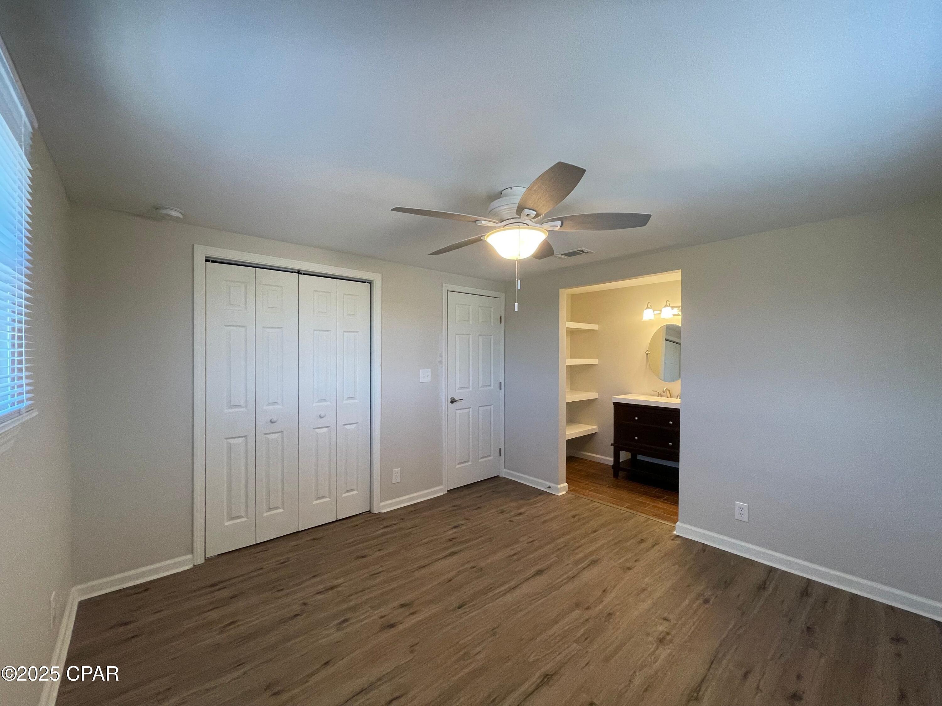 Image 20 For 2636 40th Plaza