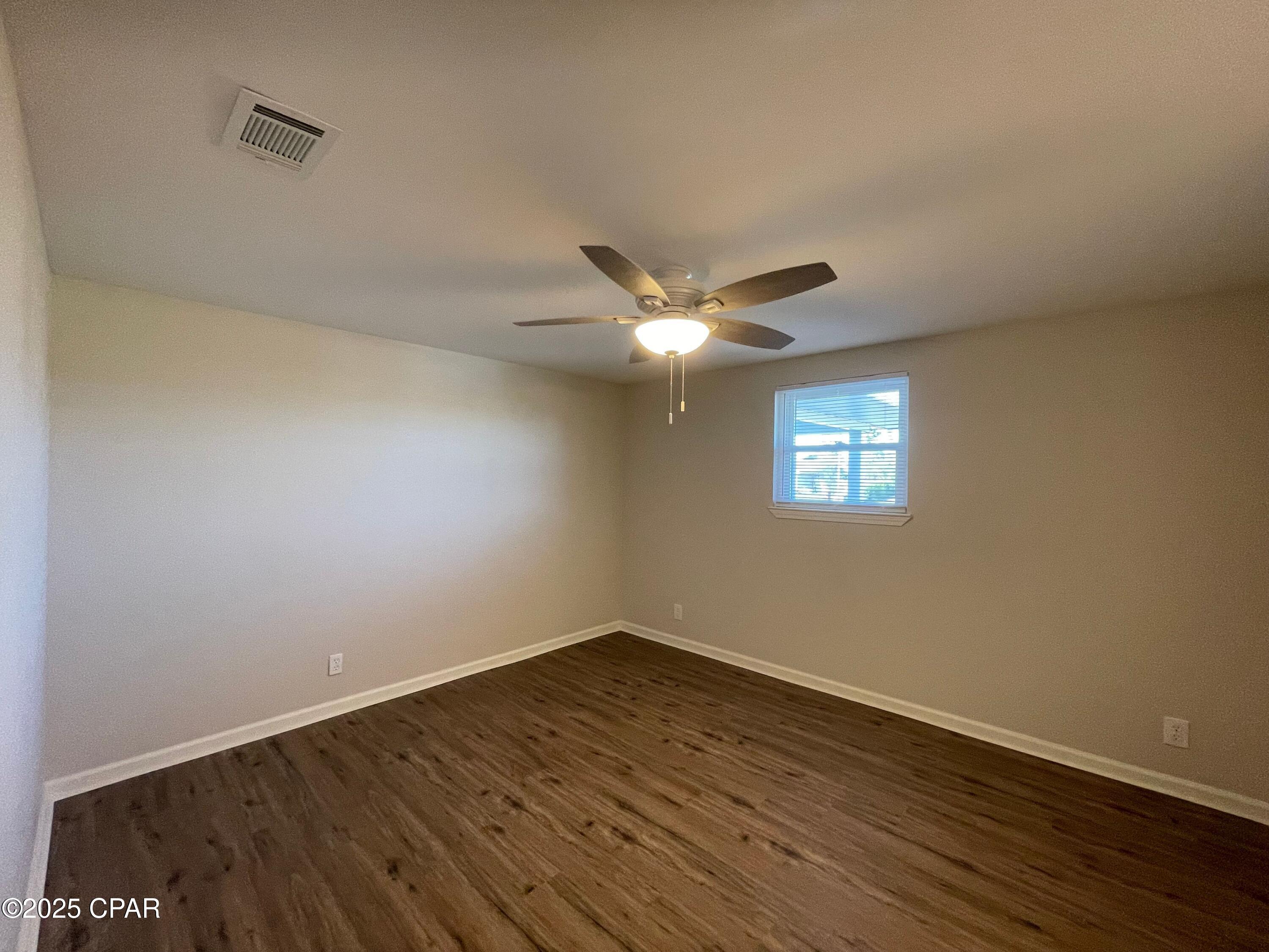 Image 22 For 2636 40th Plaza