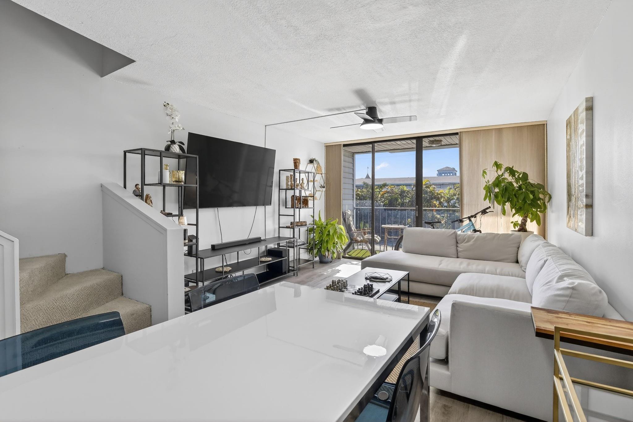 Homes for sale in Fort Lauderdale, FL | 1531 Se 15Th St #7, Fort Lauderdale, FL 33316 | MLS# F10540226