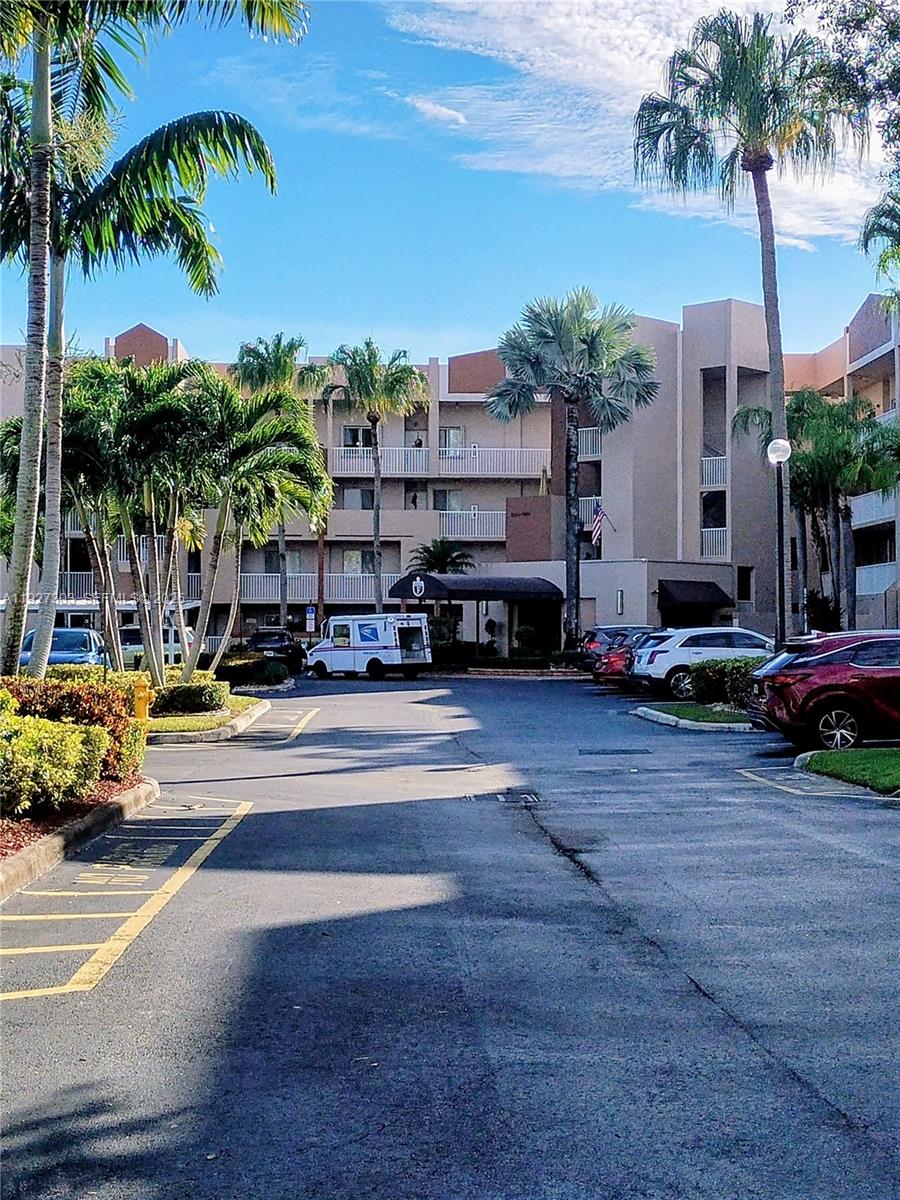 Granville Condominium F