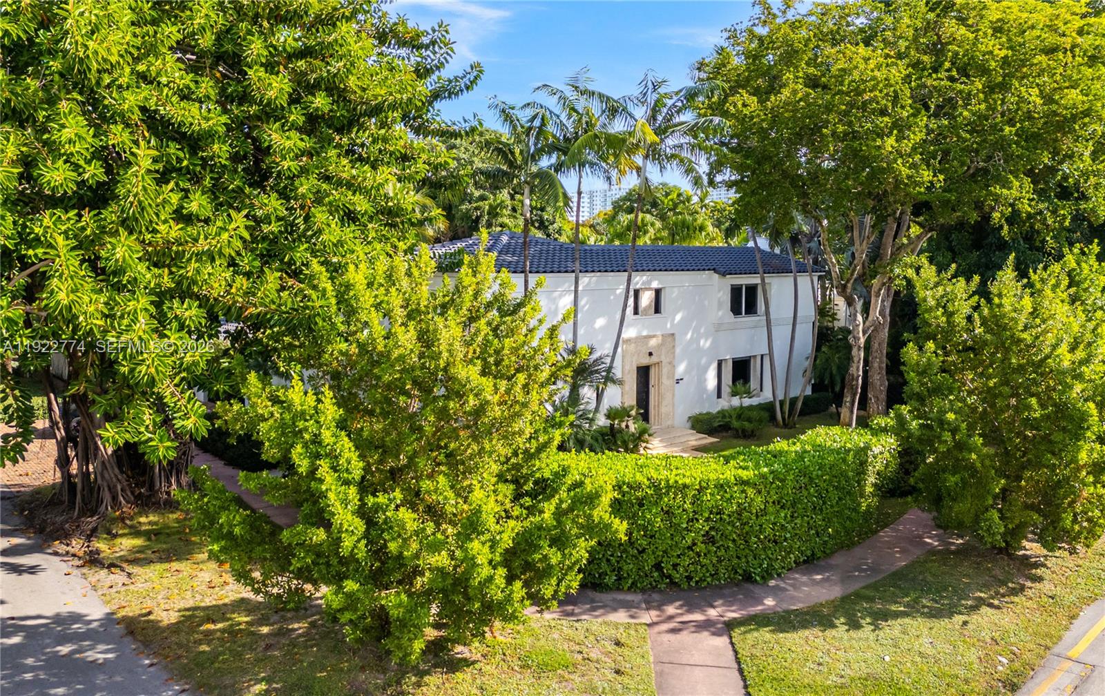 5181 La Gorce Dr