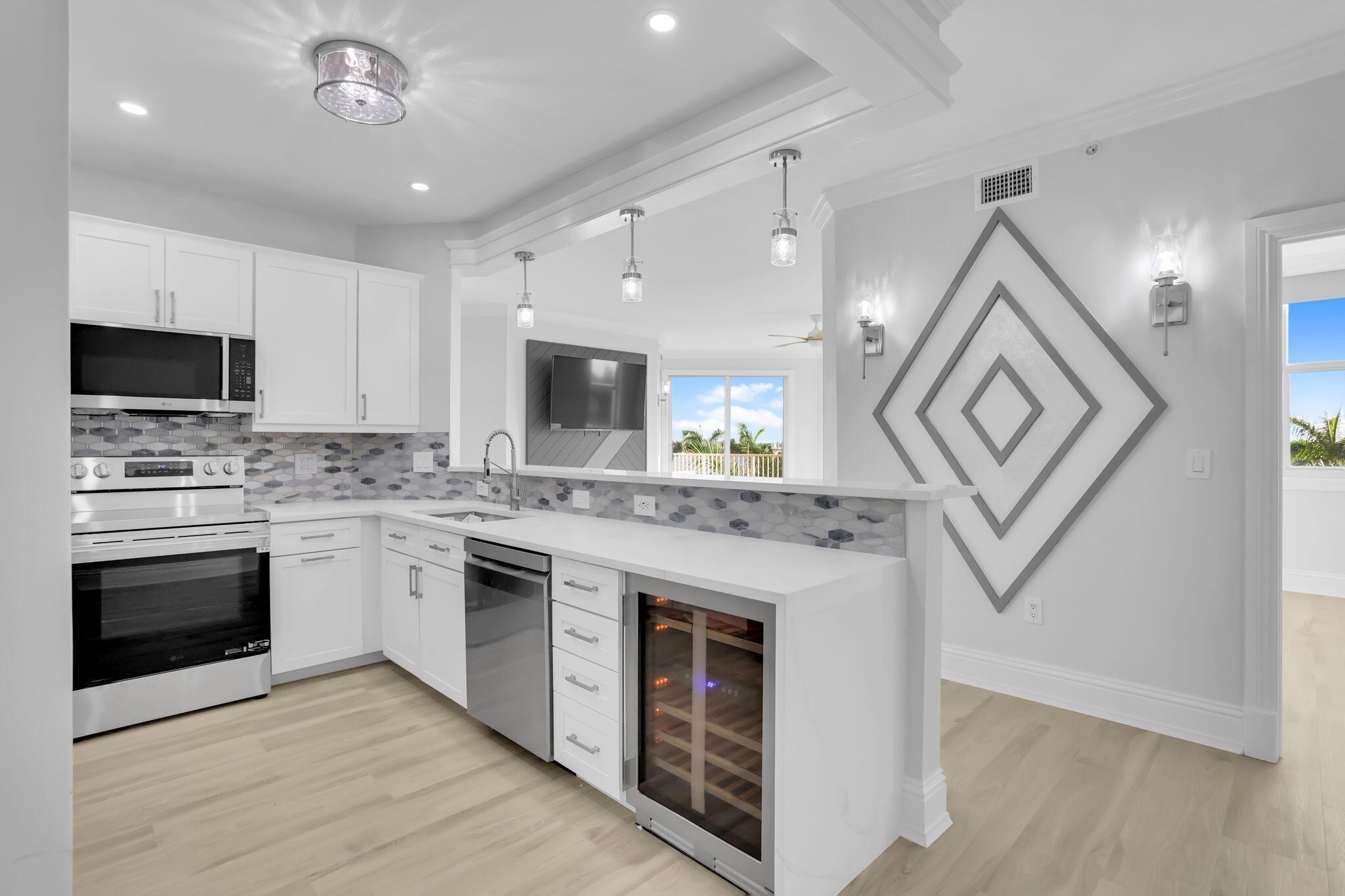 Moorings At Lantana Condo