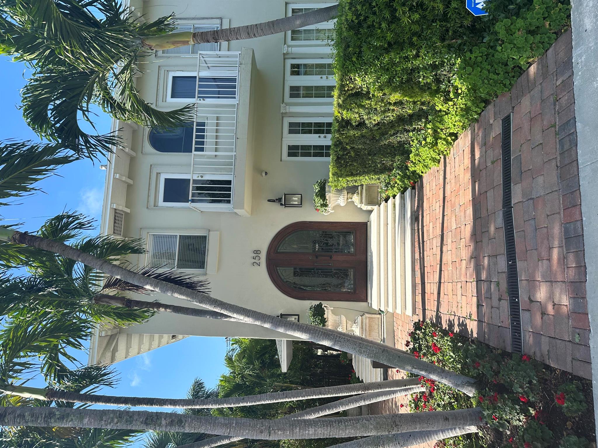 Ocean Park H W Robbins