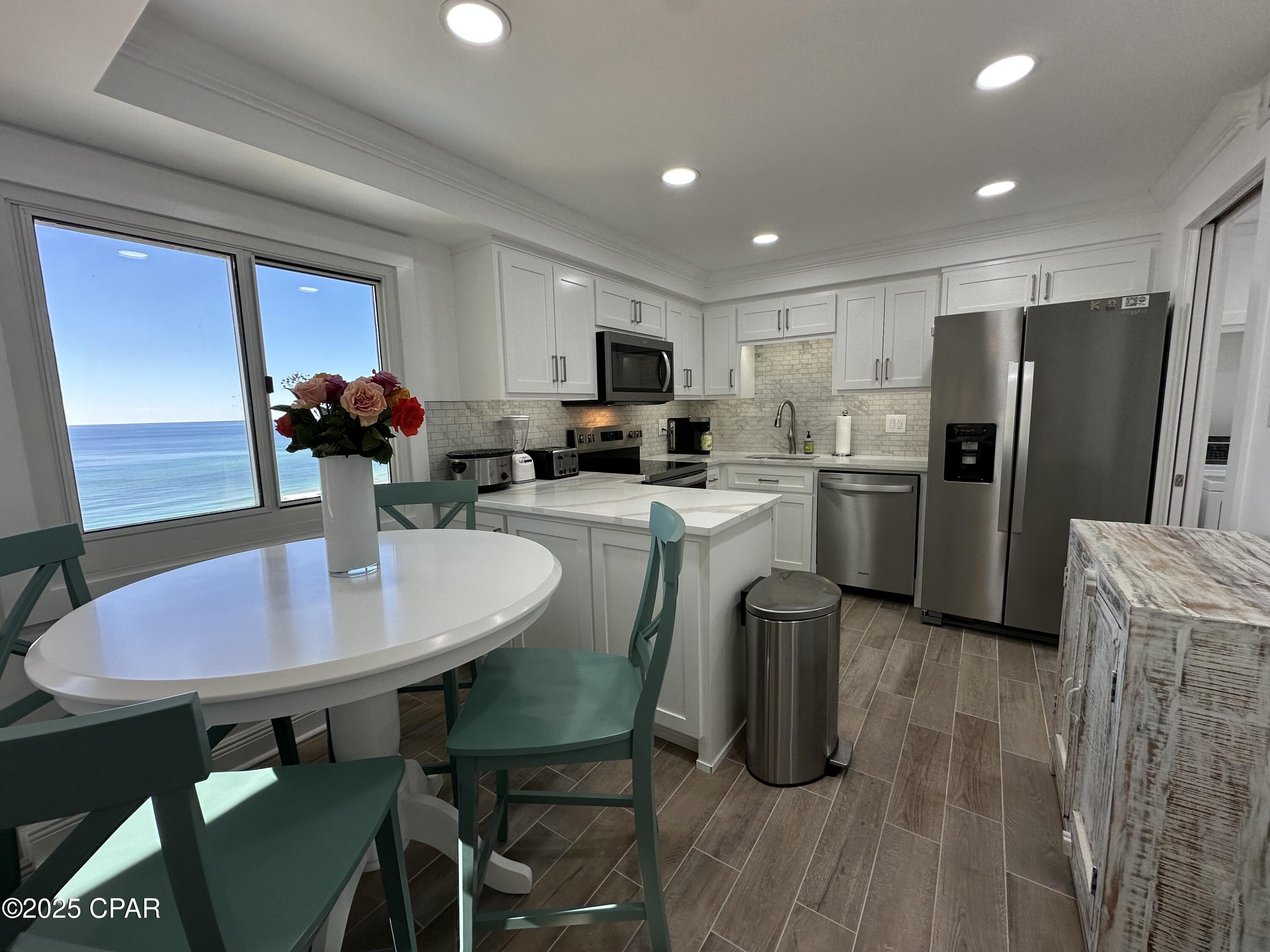 Image 14 For 23223 Front Beach Road Ph-31