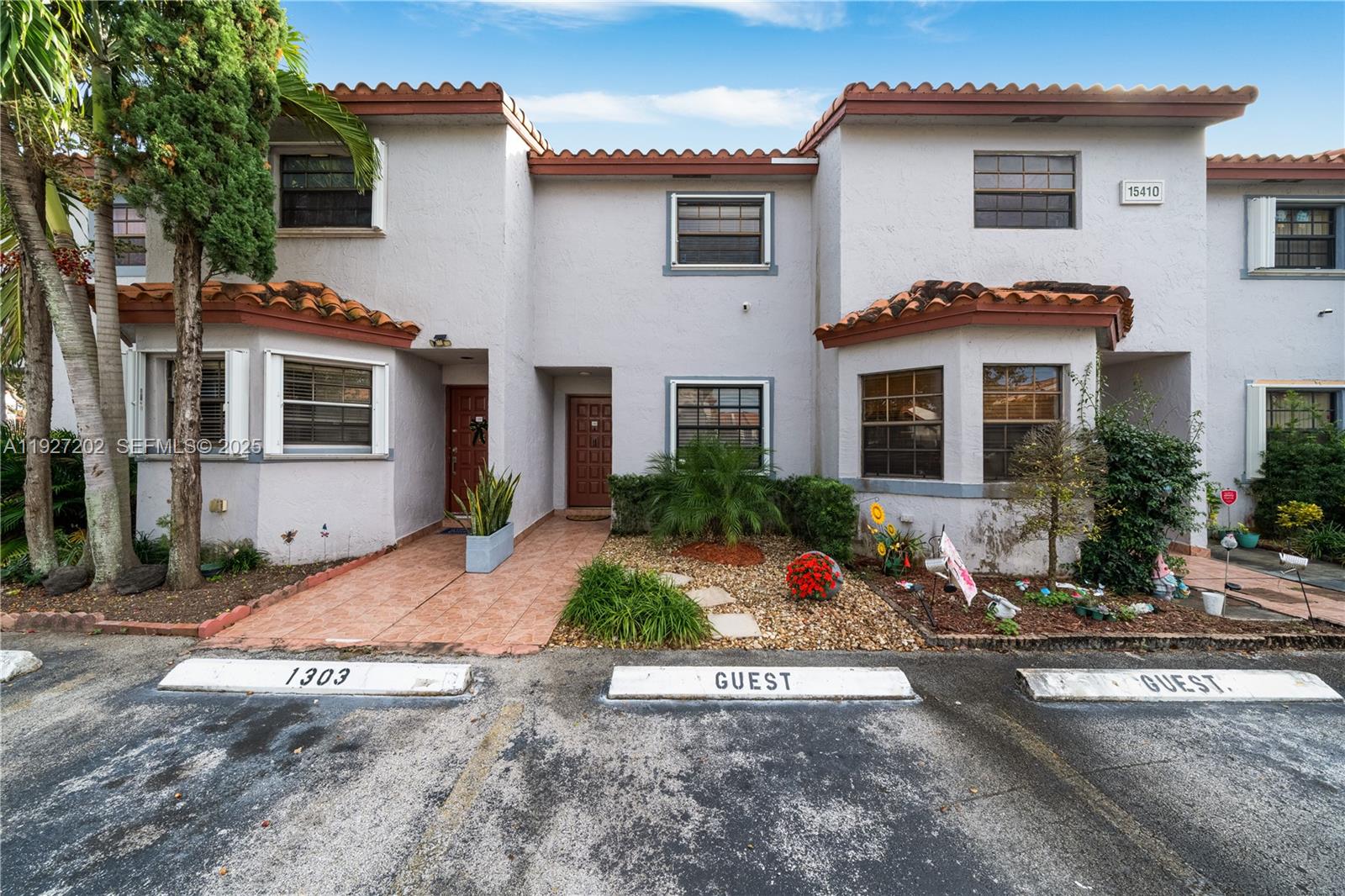 South Lakes Village II Co