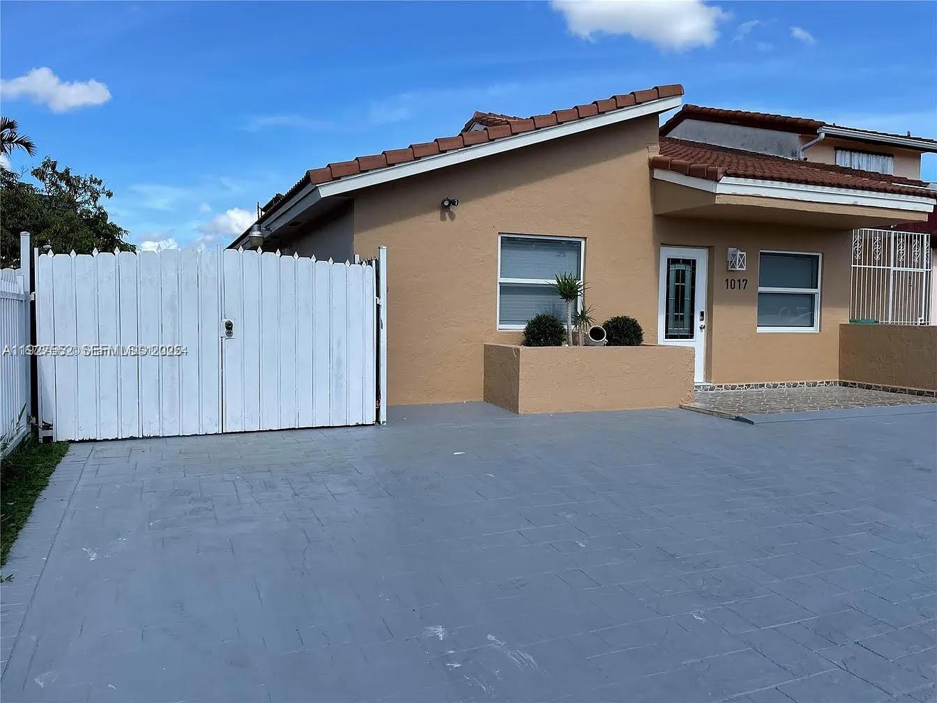 Golden Twin Homes Condo #