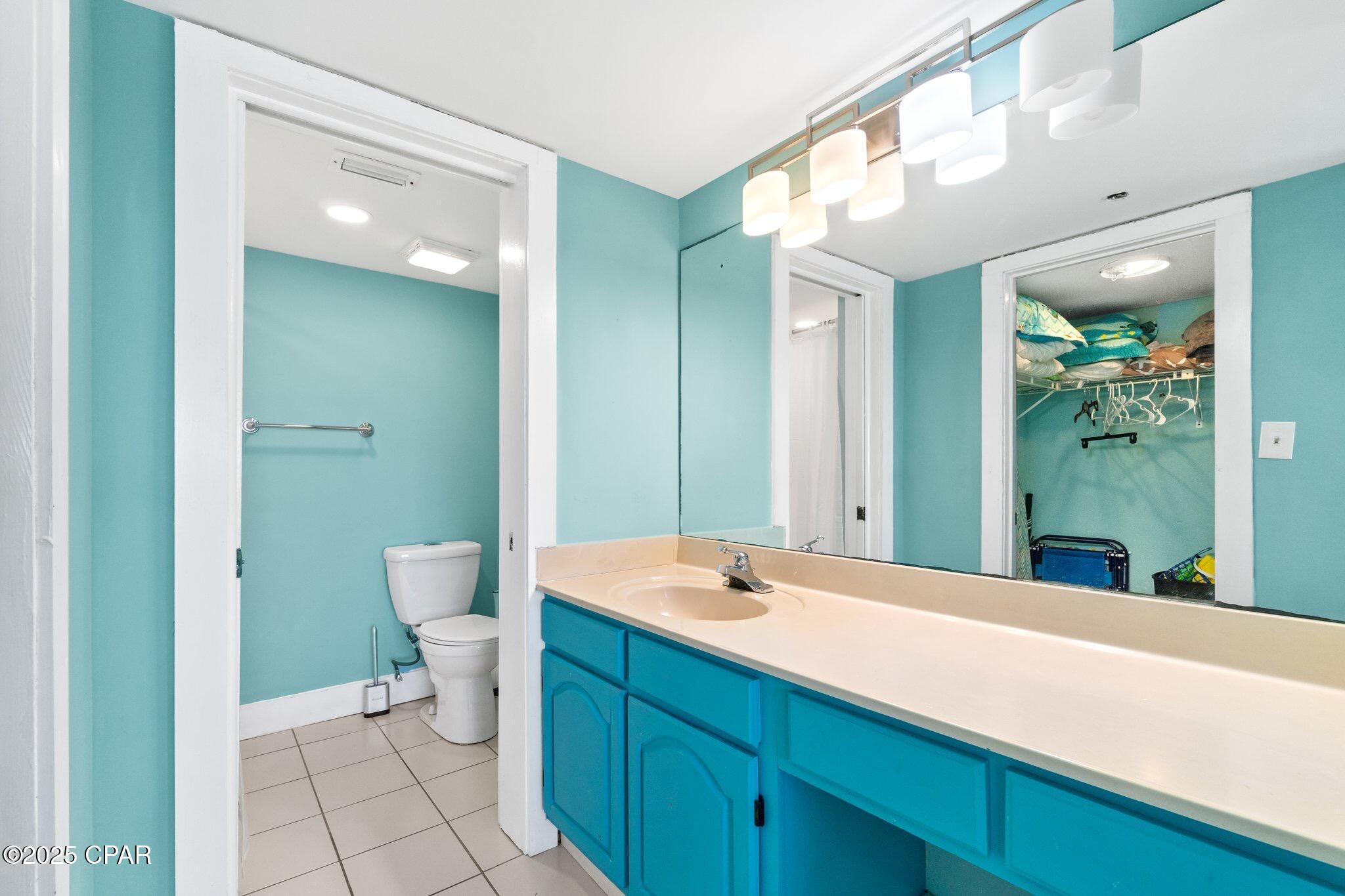 Image 19 For 4715 Thomas Drive 202b