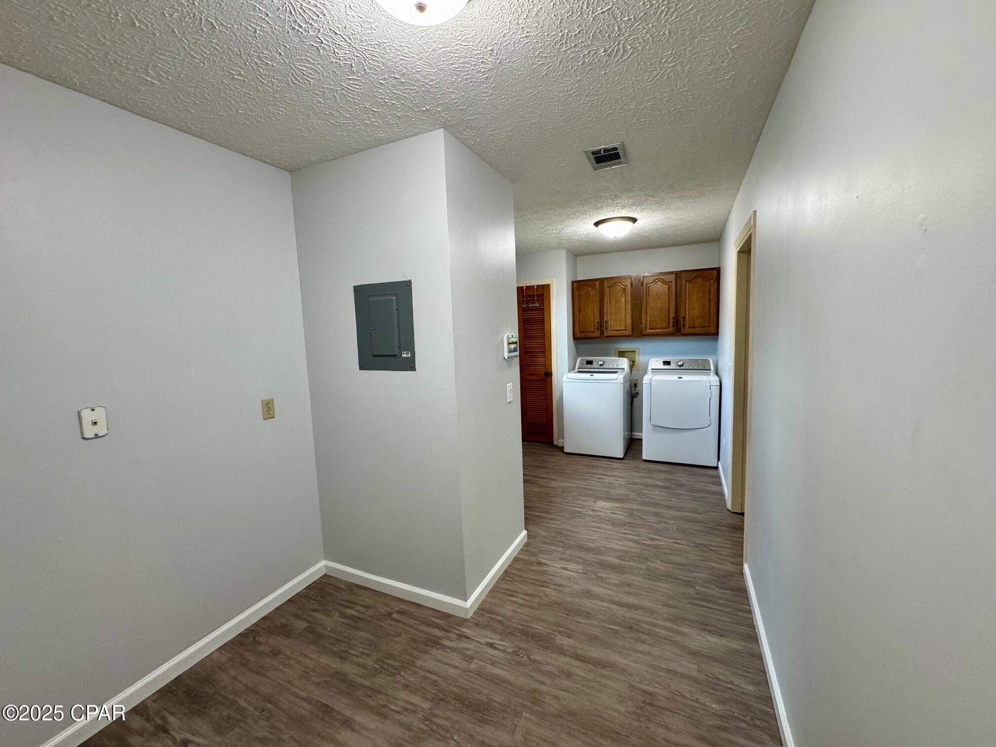 Image 14 For 6210 Imperial Drive