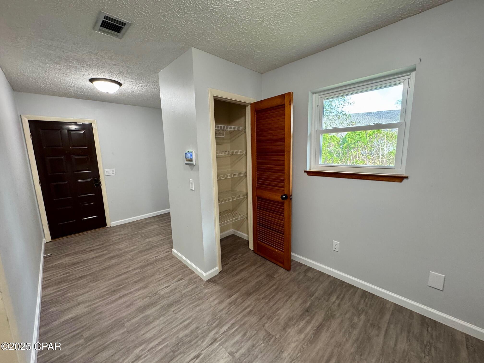 Image 17 For 6210 Imperial Drive