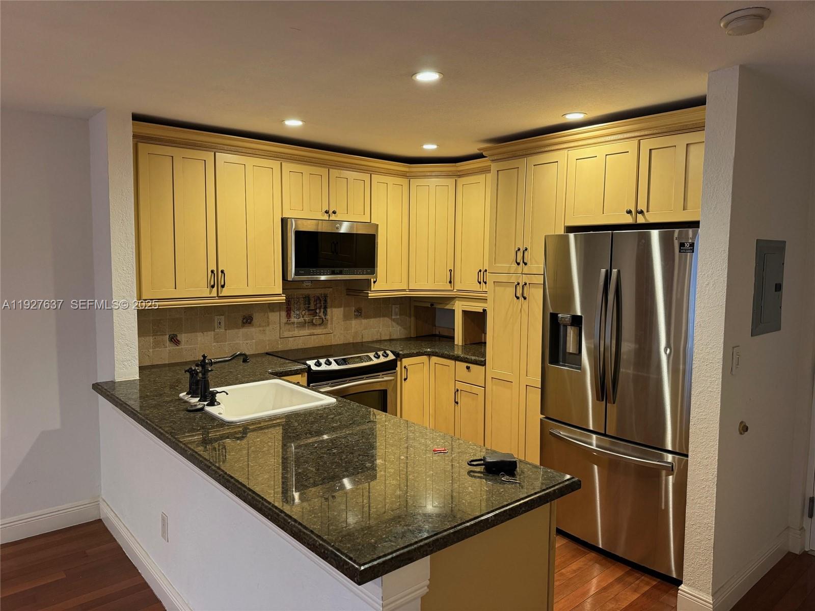 Village Of Kings Creek Co