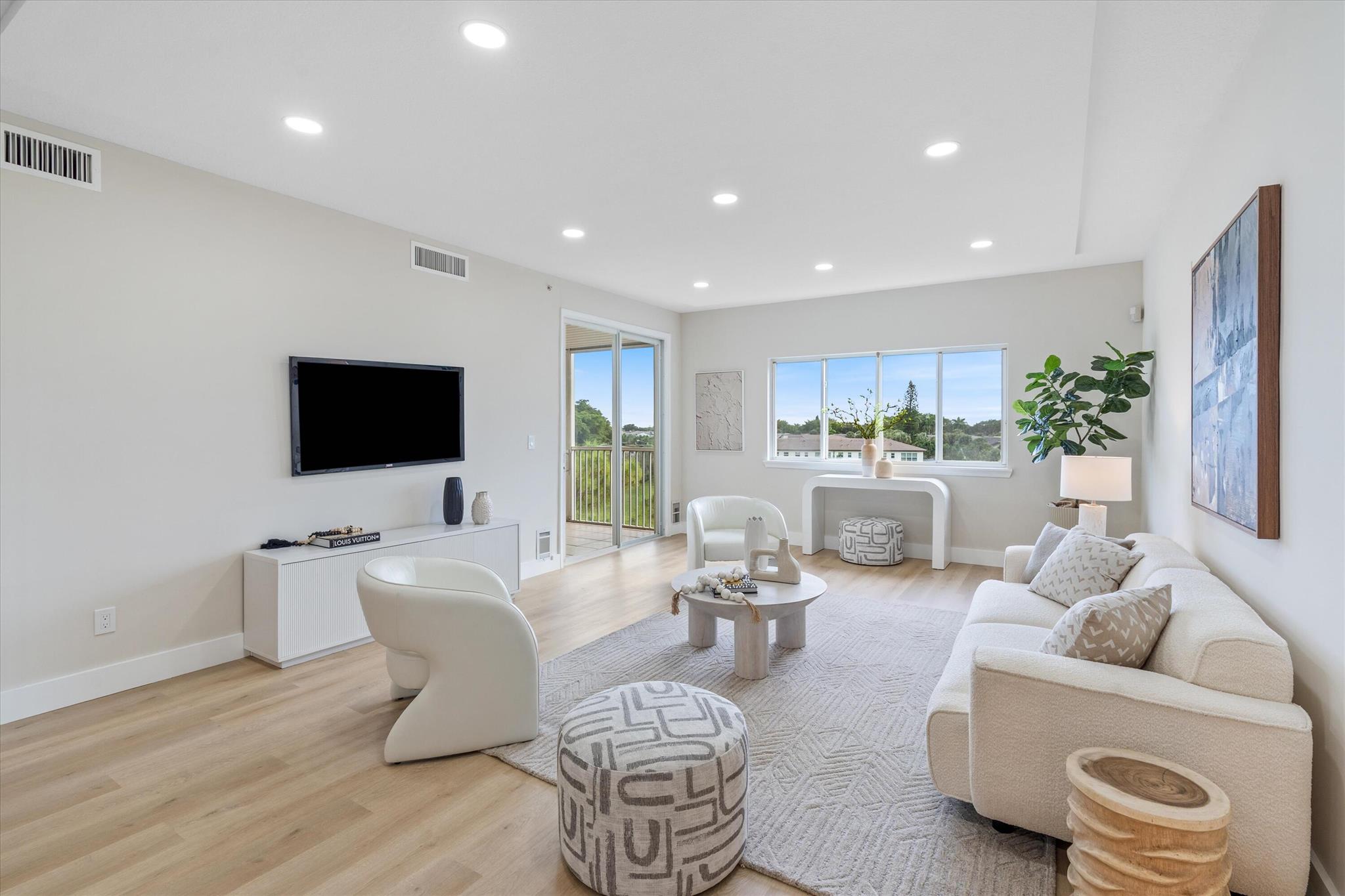 Coronado At Boca Raton Co