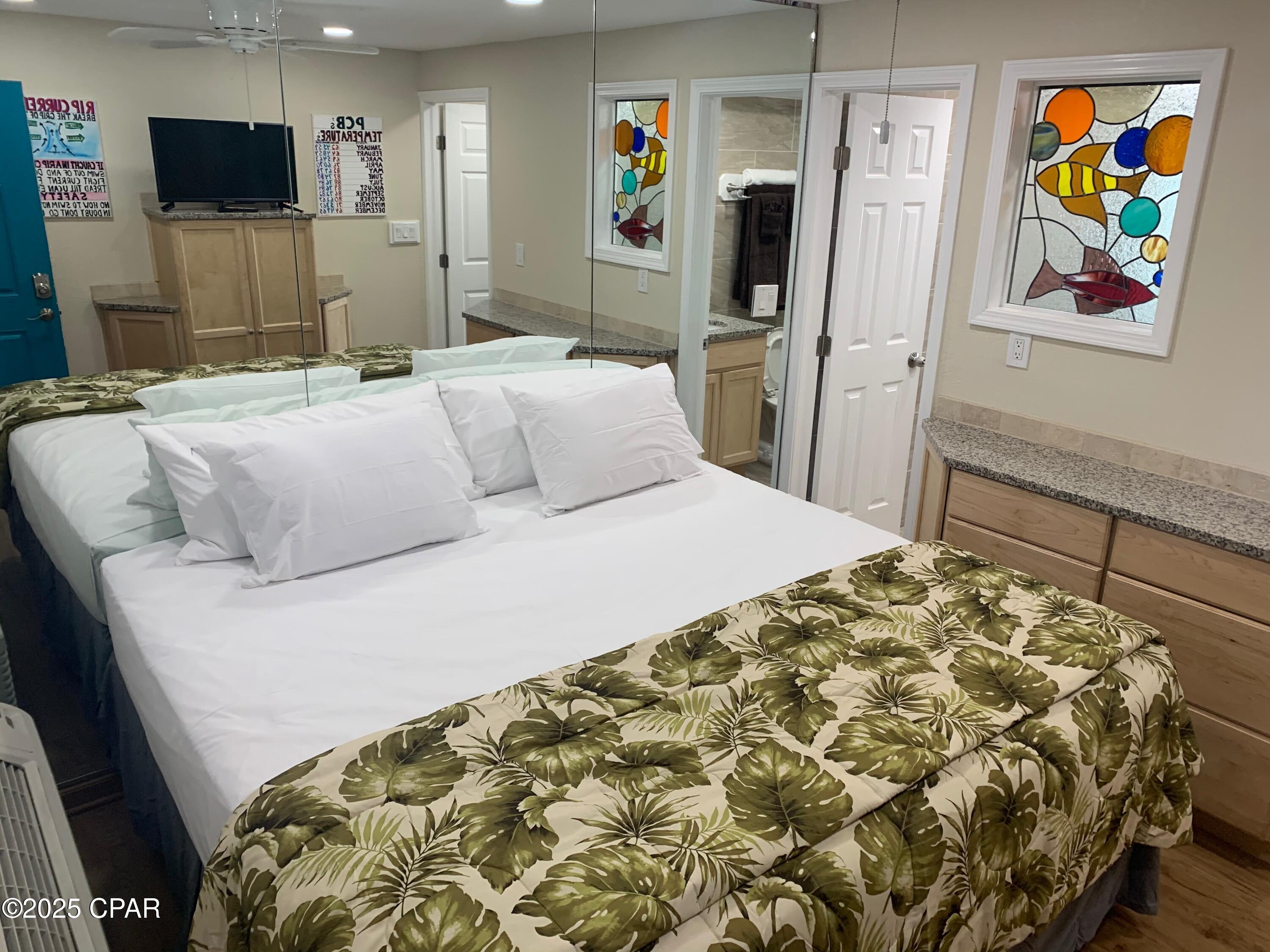 Image 11 For 15617 Front Beach Road 114