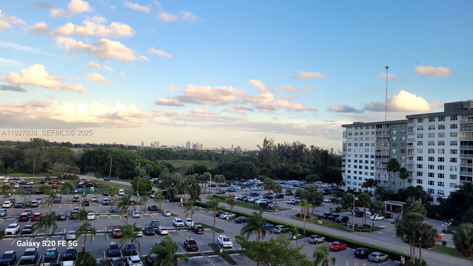 Hillcrest East No 26 Cond