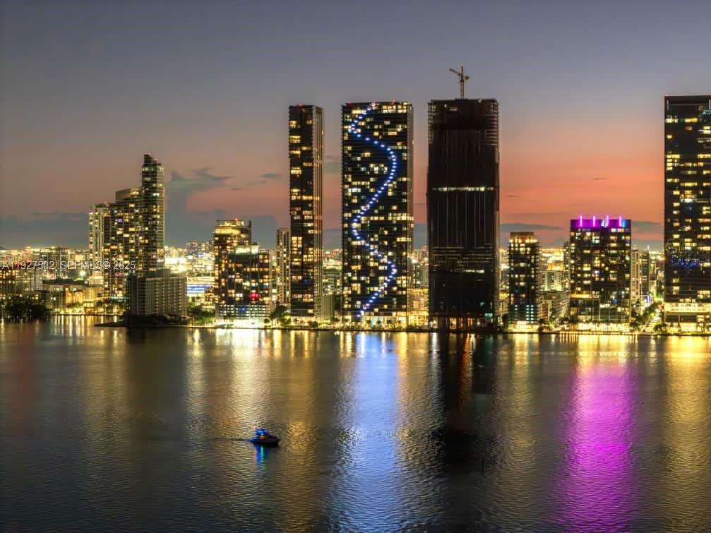 Aria Reserve Miami