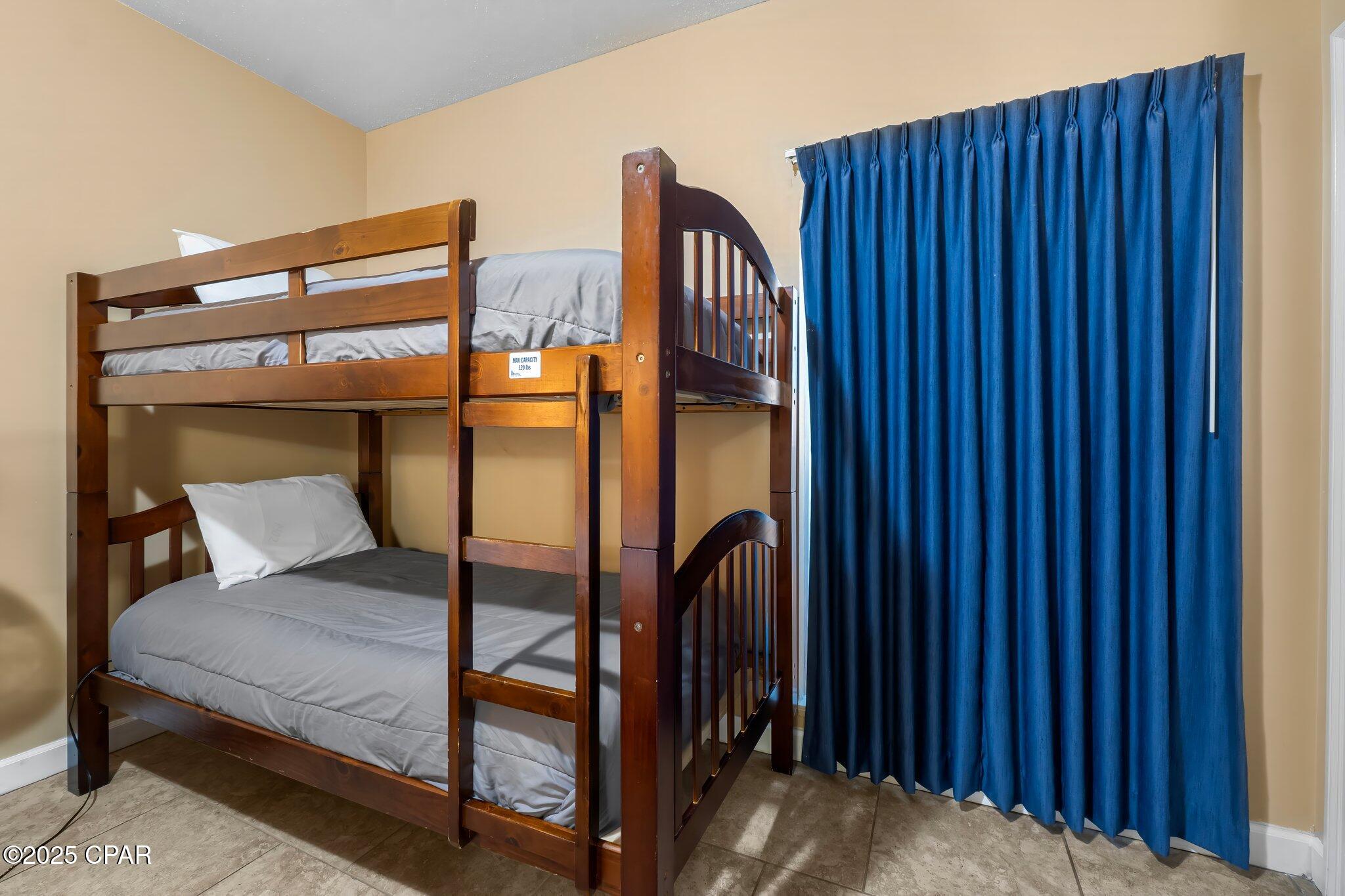 Image 4 For 9450 Thomas Drive 1402c