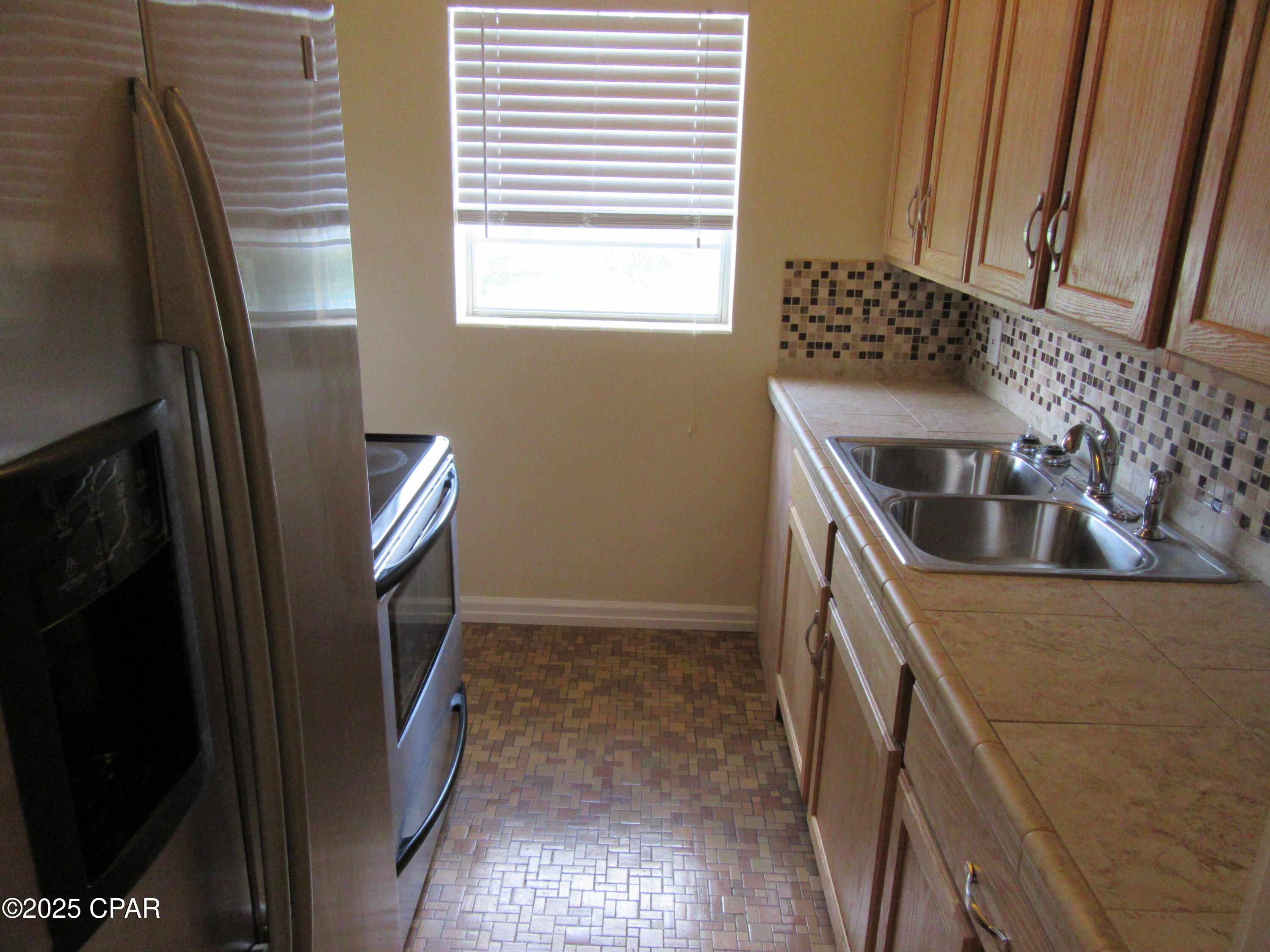 Image 2 For 807 Cherry Street 3