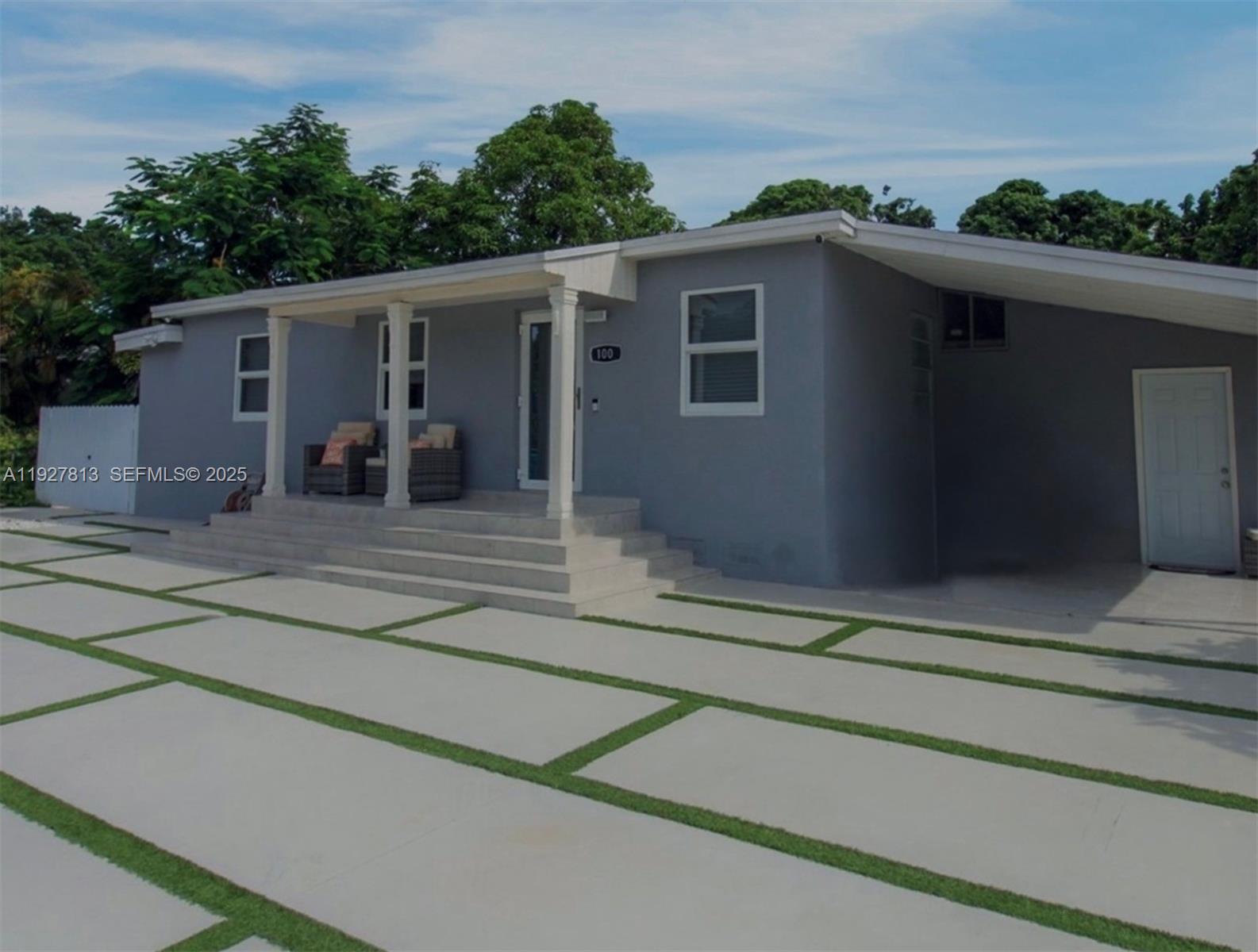 No Miami Beach Manor