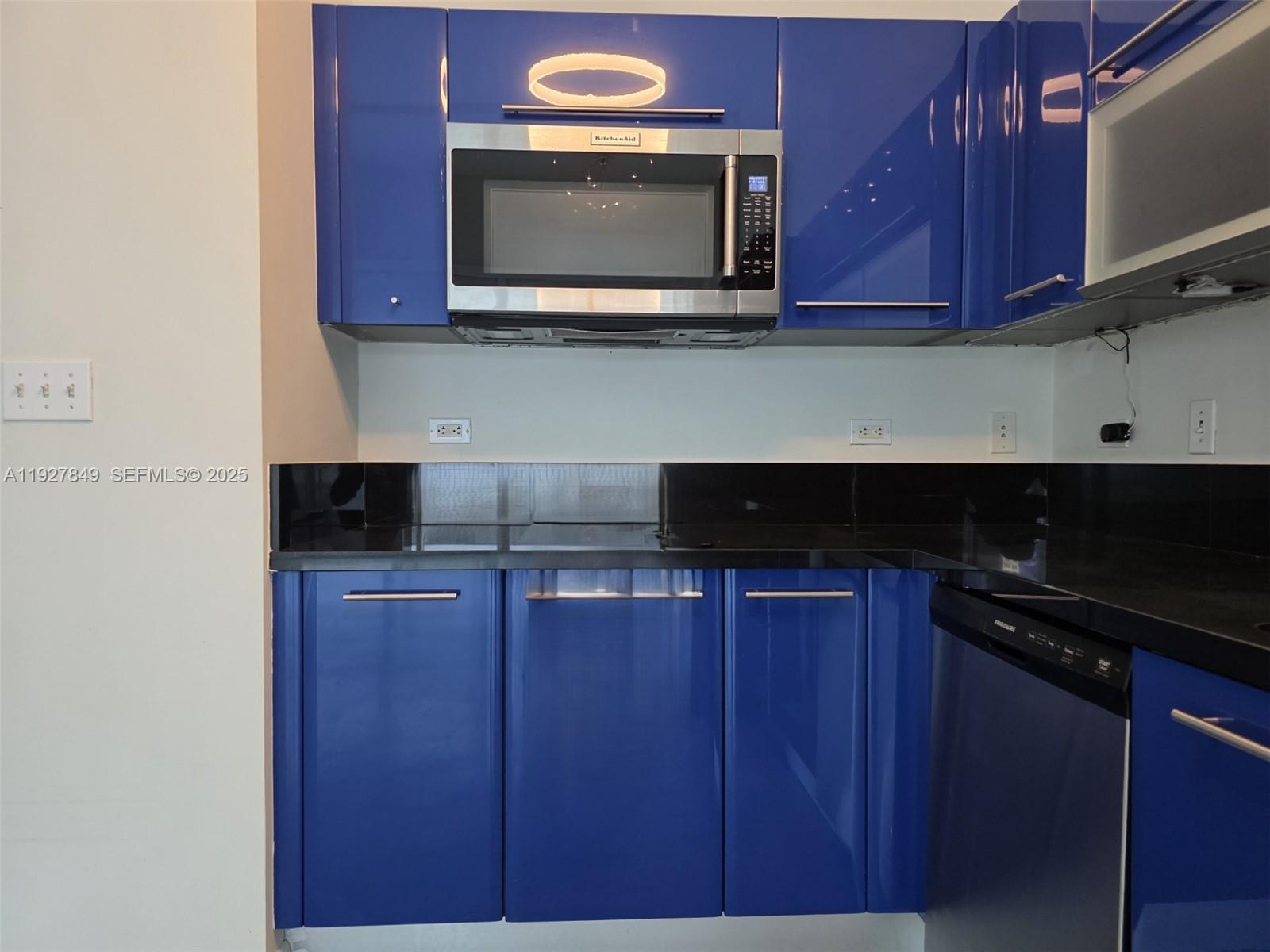 Vizcayne South Condo