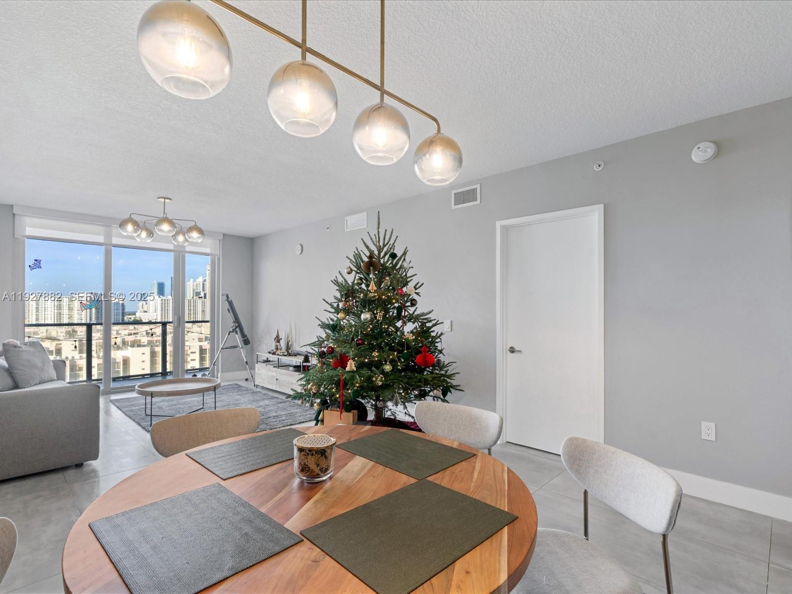 Condo for Sale in Sunny Isles Beach, FL