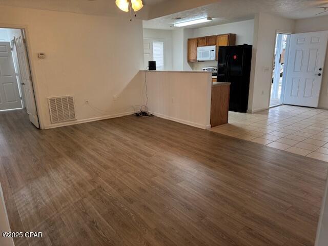 Image 16 For 9125 Laird Street