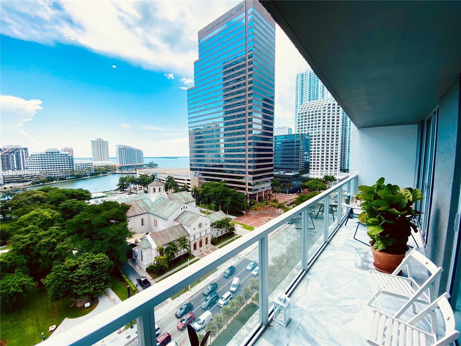 Apartamento para Alugar em Miami, FL