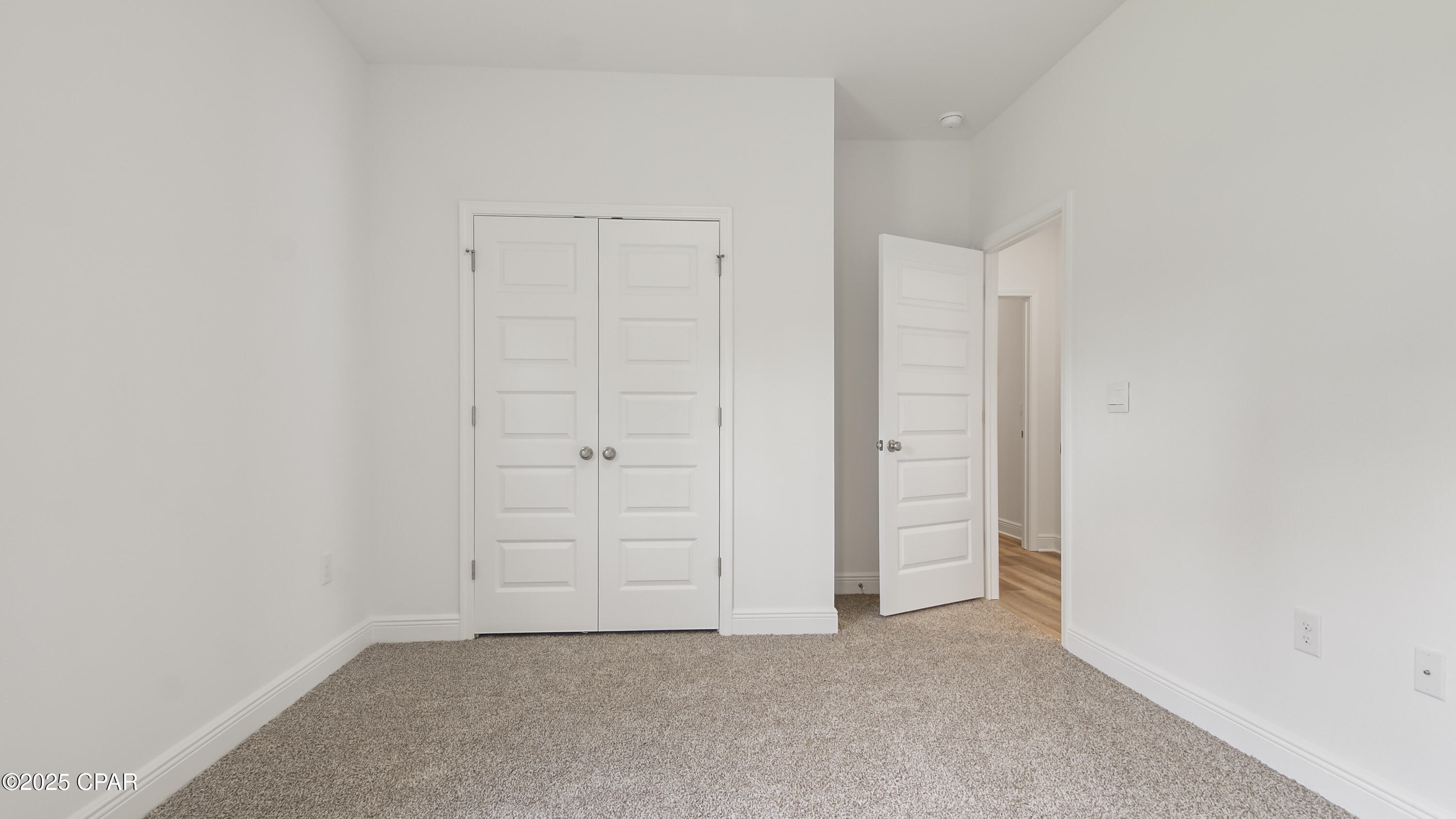 Image 14 For 433 Wolcott Way