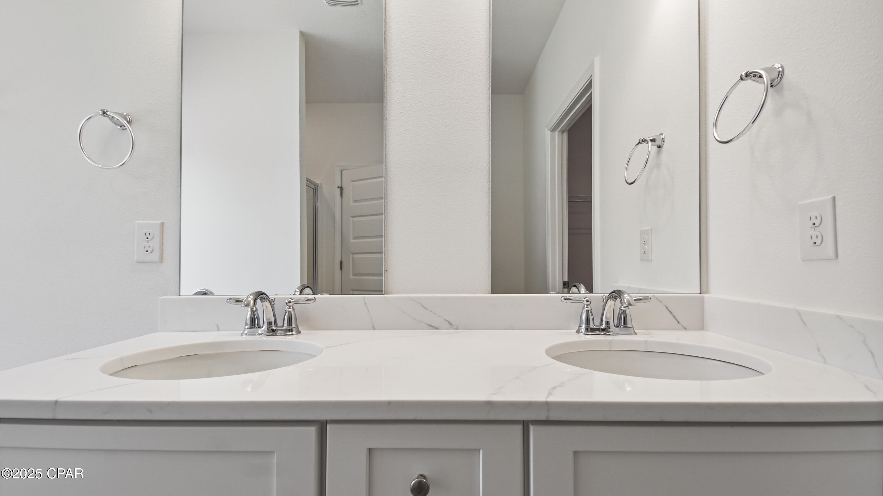 Image 27 For 433 Wolcott Way