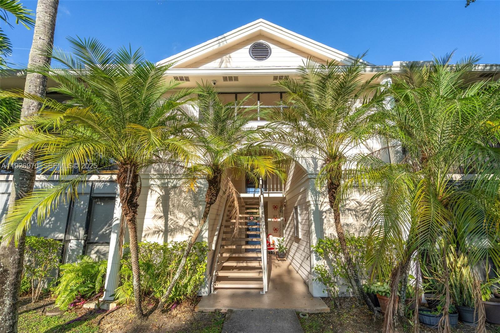 Carmel At Calif Club Cond