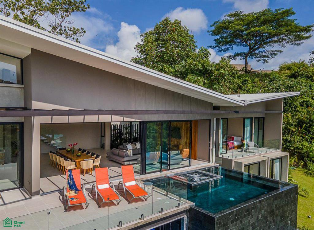 3 bed Single Family Homes For Sale in , Puntarenas - 1