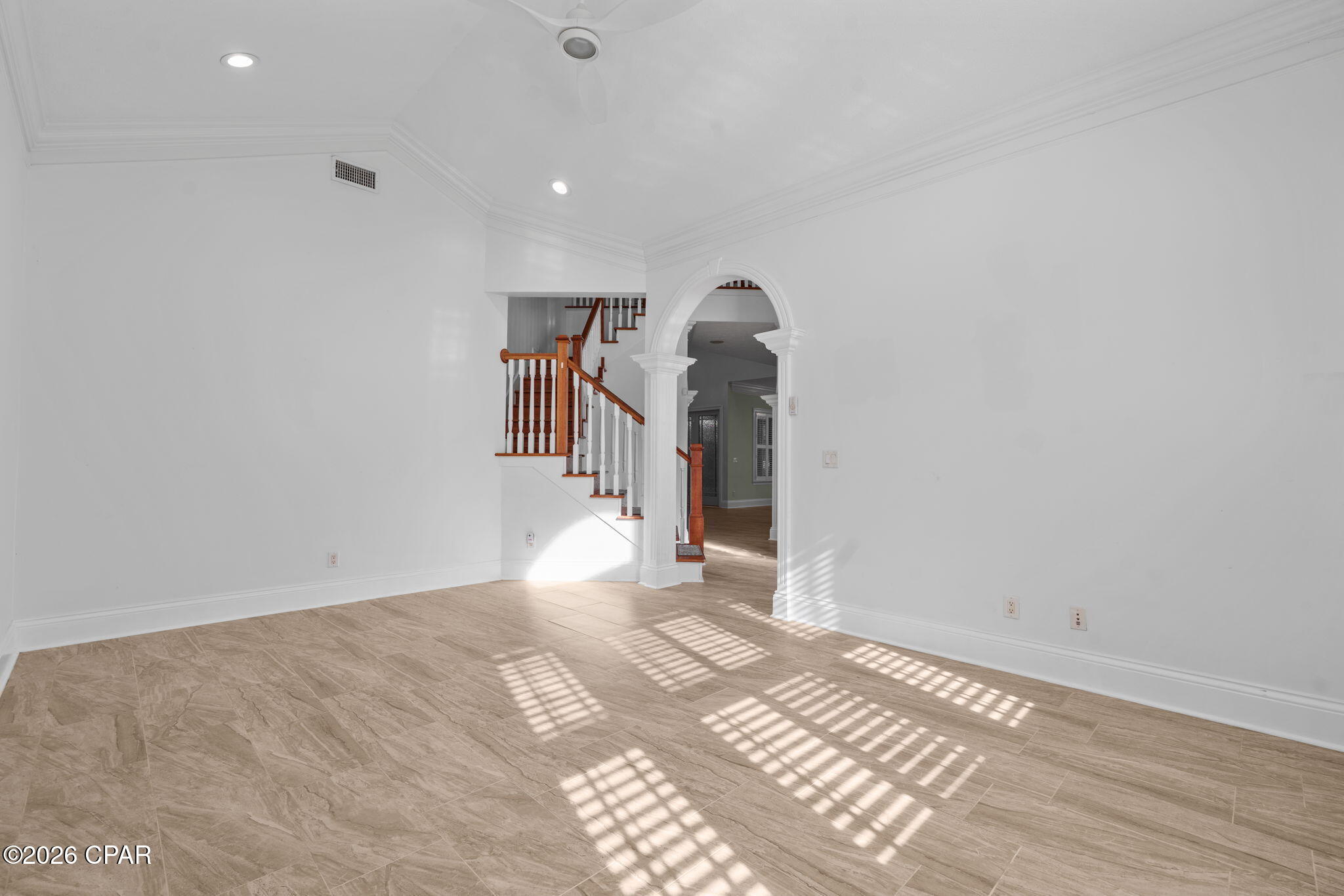 Listing photo id 10 for 4409 Deer Point Cove Lane