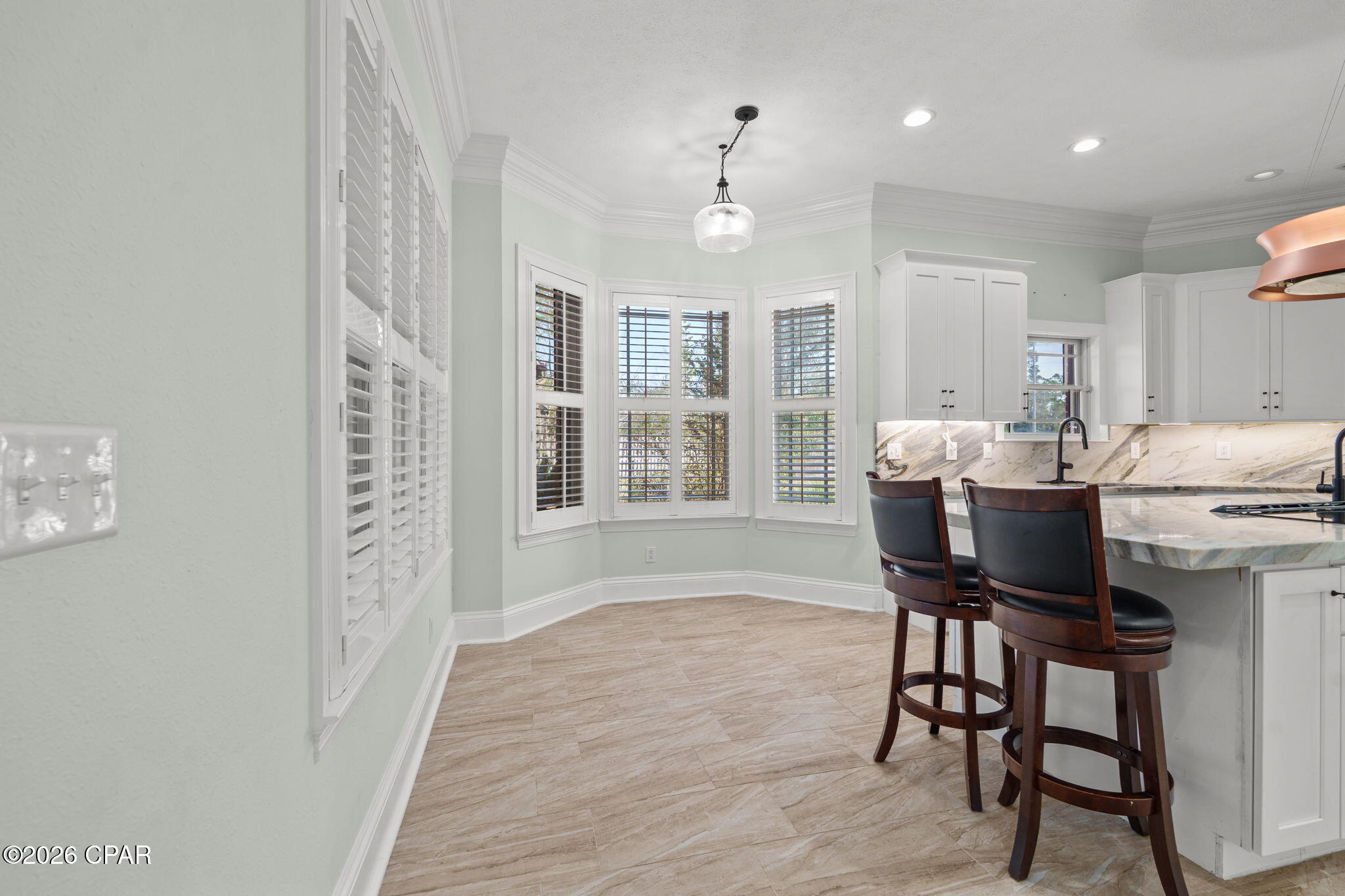 Listing photo id 29 for 4409 Deer Point Cove Lane